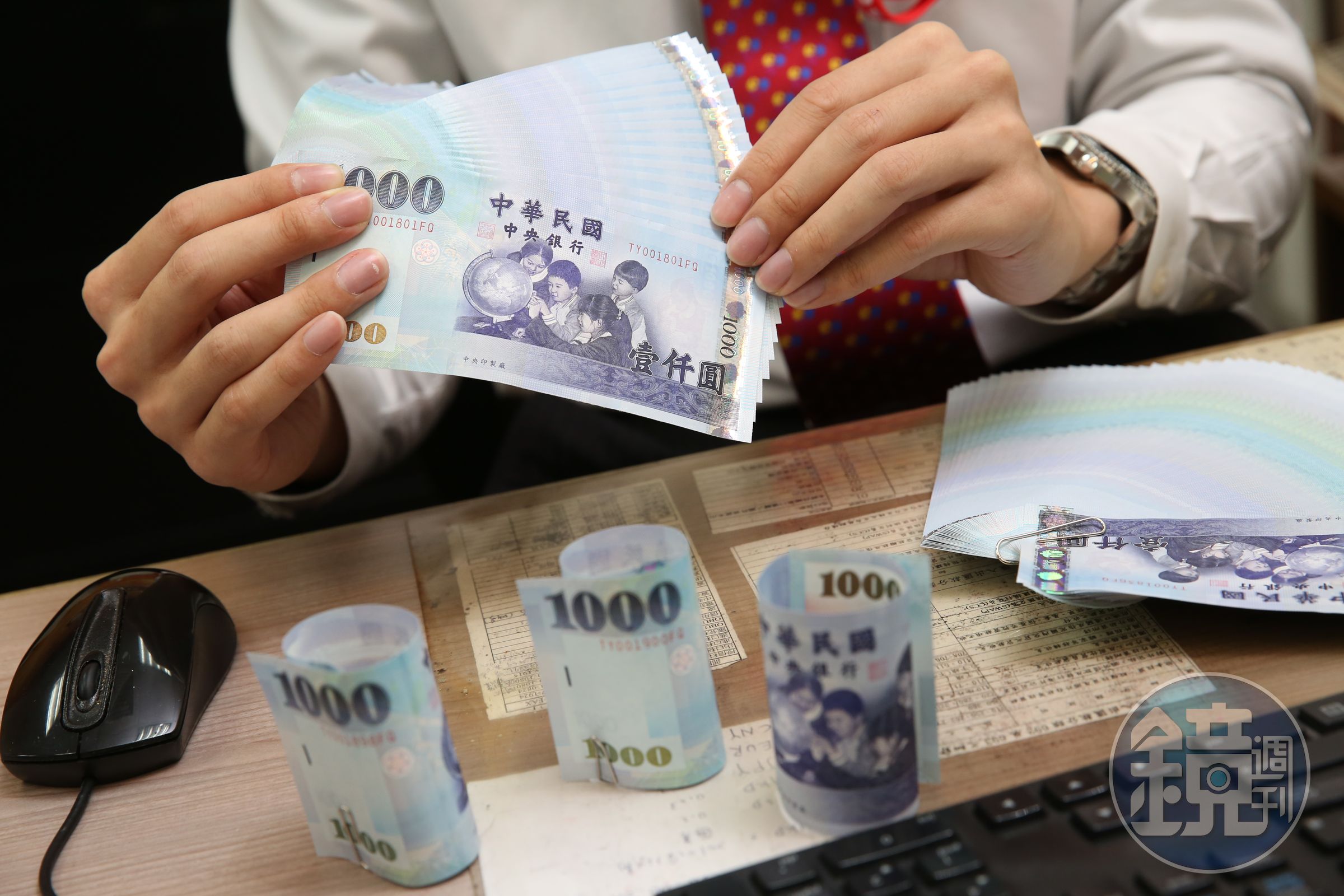 《勞基法》並未硬性規定雇主是否一定要發年終獎金，不過若勞雇契約若有明定，則不論企業是否賺錢都要發放。（本刊資料照）