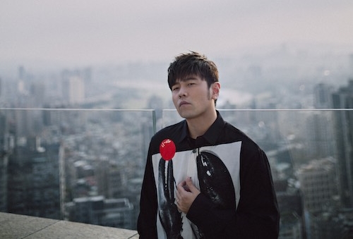 周杰倫力挺好友。（Enviseam x 蘇富比提供）