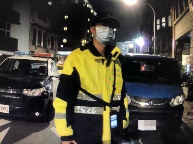 實襲警陳彥良路上執勤。(警方提供)