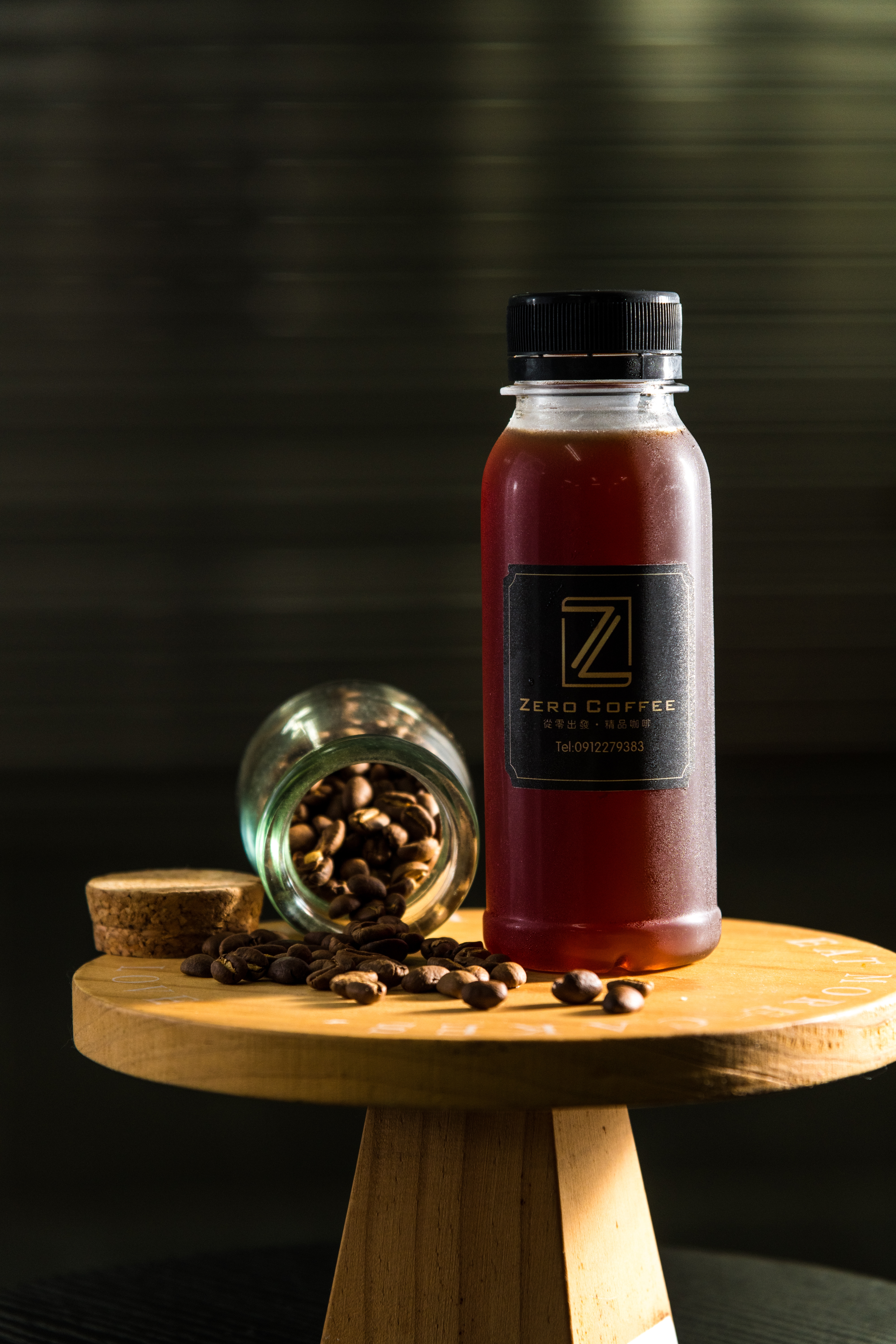 「Z.O馬酒冰釀咖啡」喝下後高粱香氣尾韻繞舌尖。(120元/瓶)