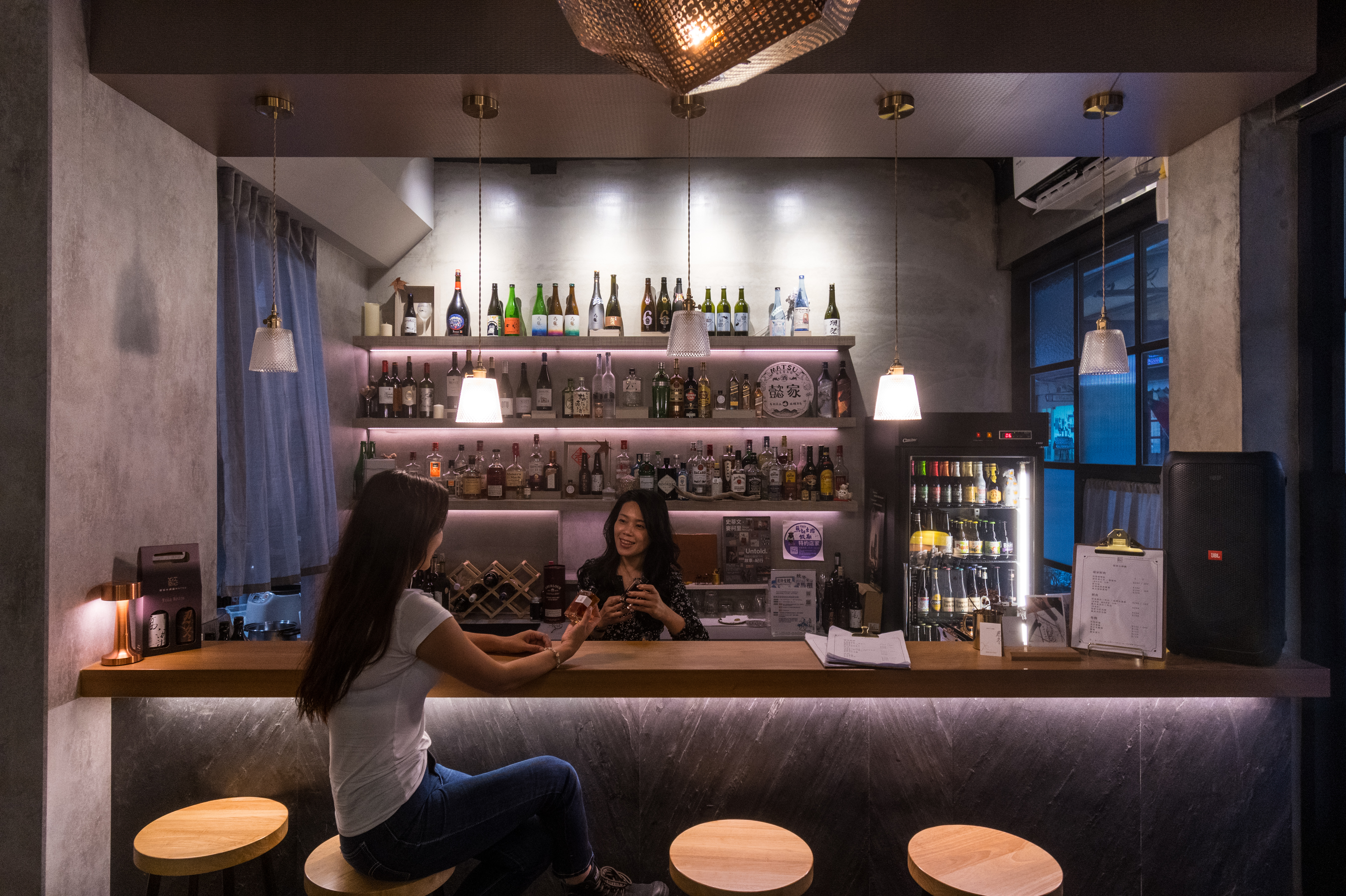 馬祖的夜晚多了一個小酌放鬆的空間。