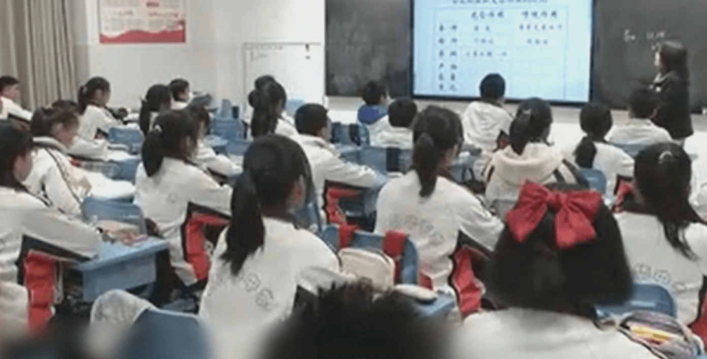 中國教育界實施雙減，中國補教業整個被打趴。（翻攝自《CCTV》）