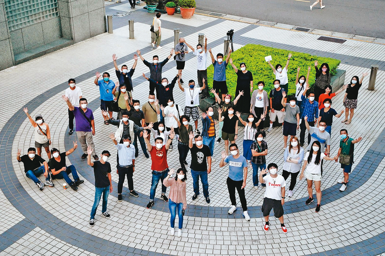 台蘋去年大量解僱約500名員工，這些人留下的資料內容、保密程度都是未知數。