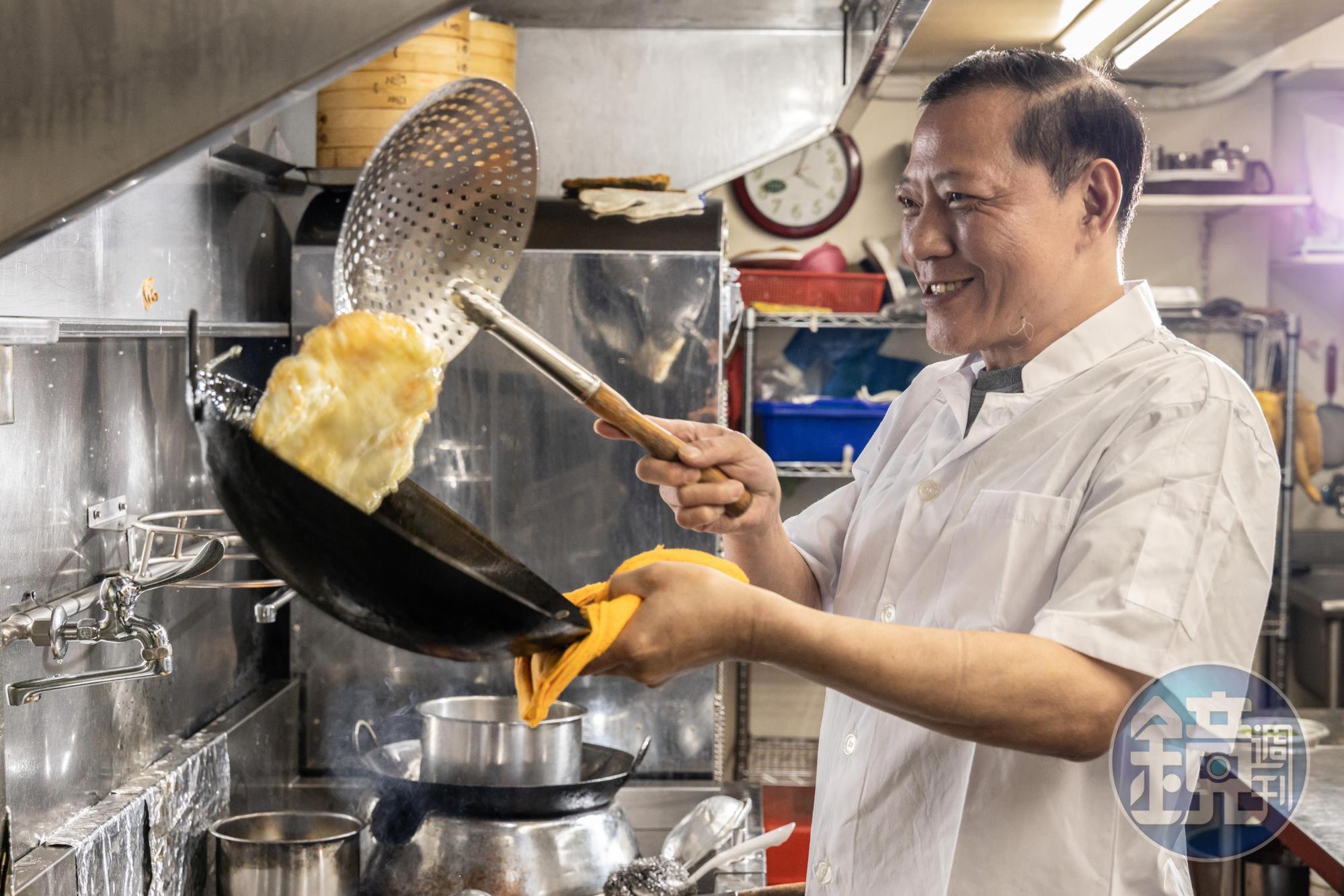 葉師傅也擅長創意料理，將其他菜系的要素融合湖南味，讓常客次次有驚喜。