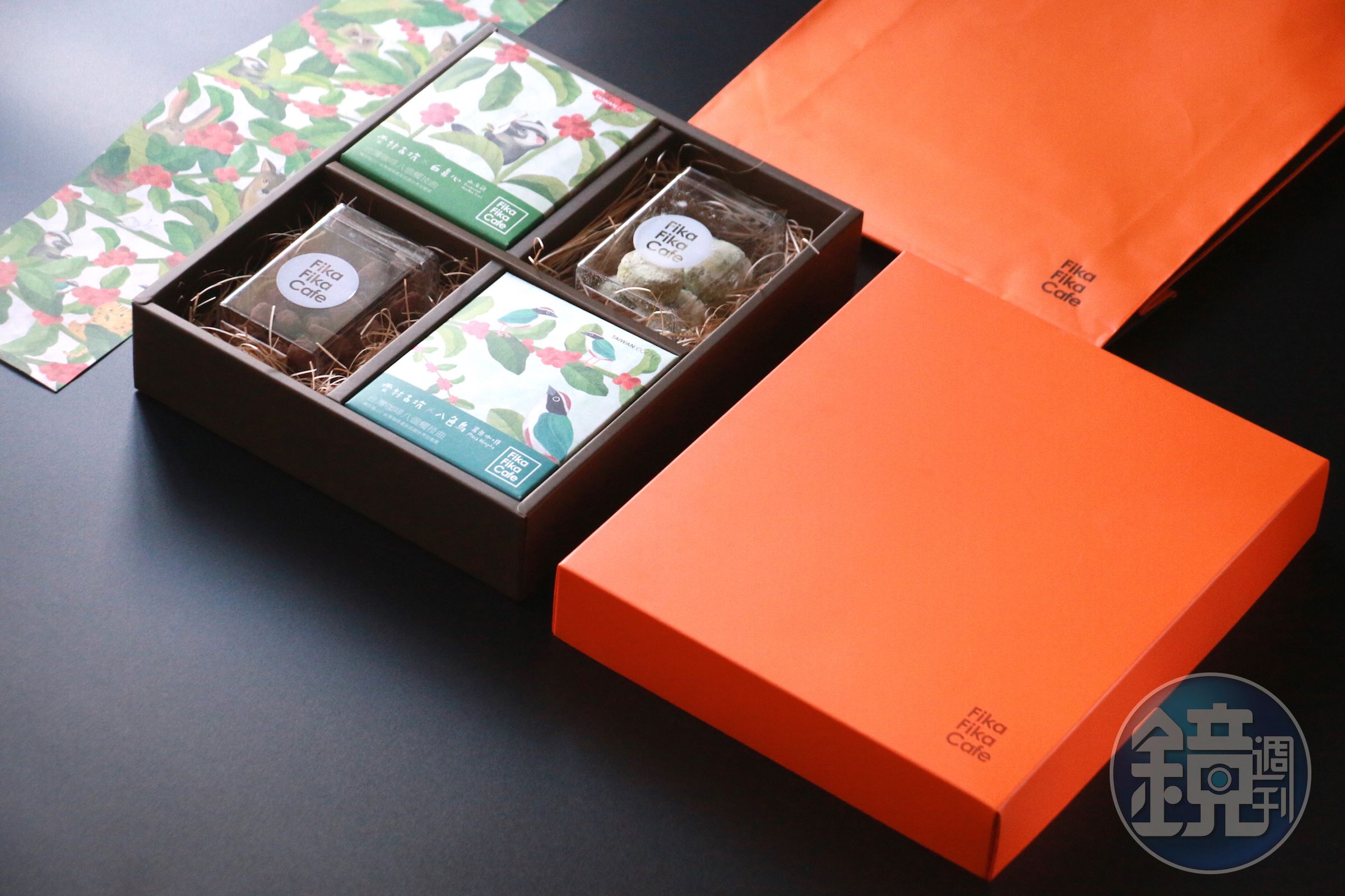 Fika Fika Cafe台灣精品咖啡午茶禮盒，內含台灣精品咖啡與自製甜點。（Fika Fika Cafe提供）