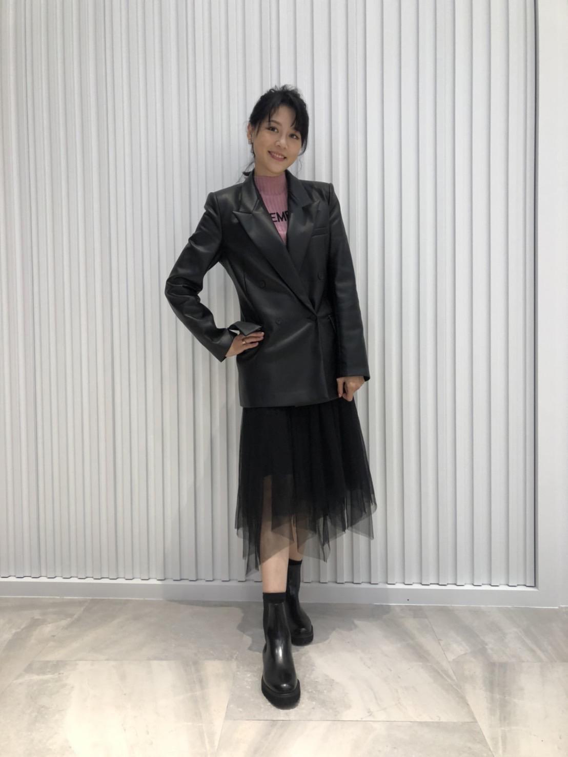 嚴立婷好奇性趣不合是否會影響婚姻品質。(17LIVE提供)