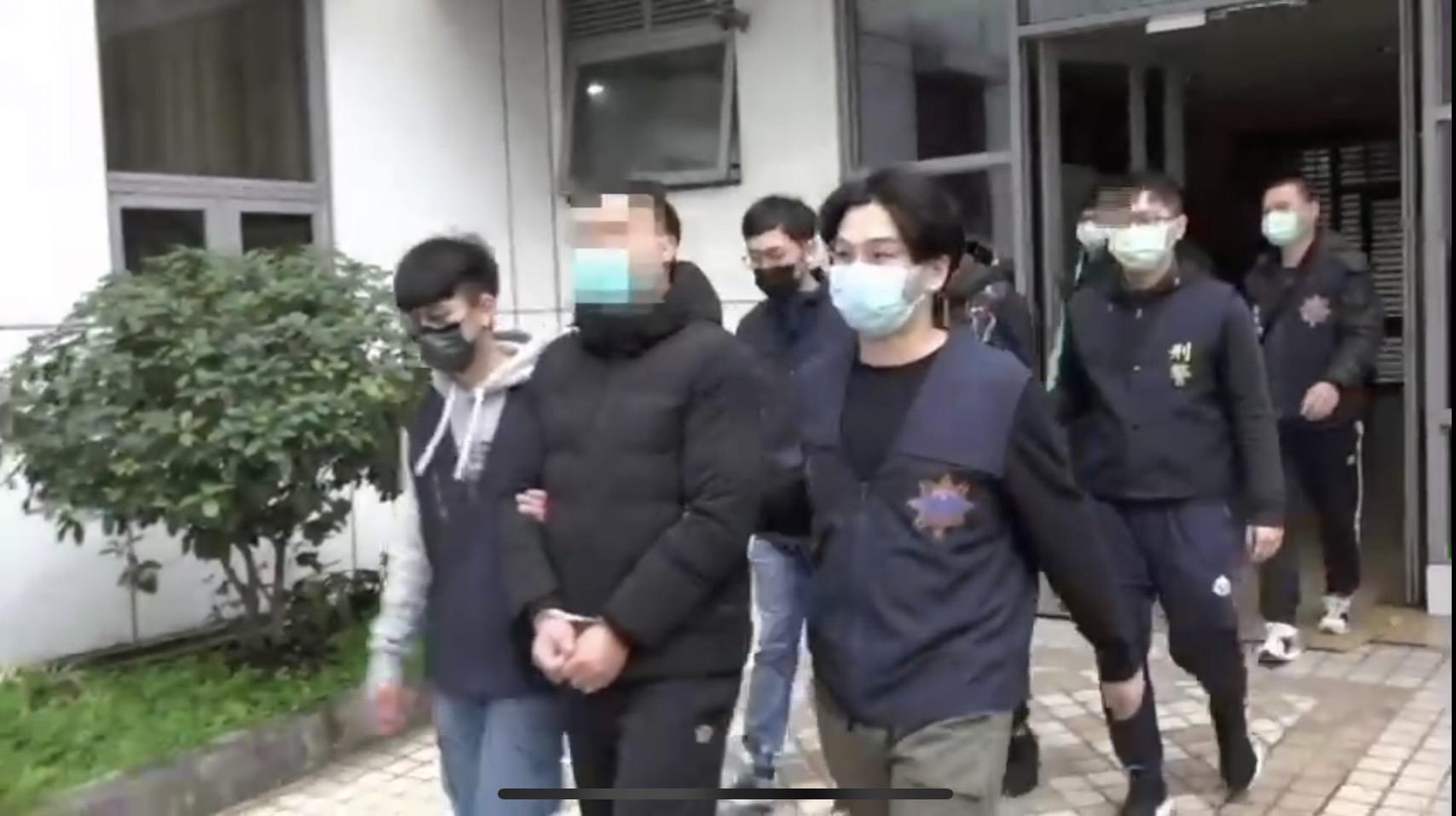 警方偵訊後將林男等5人依法移送偵辦。（警方提供）