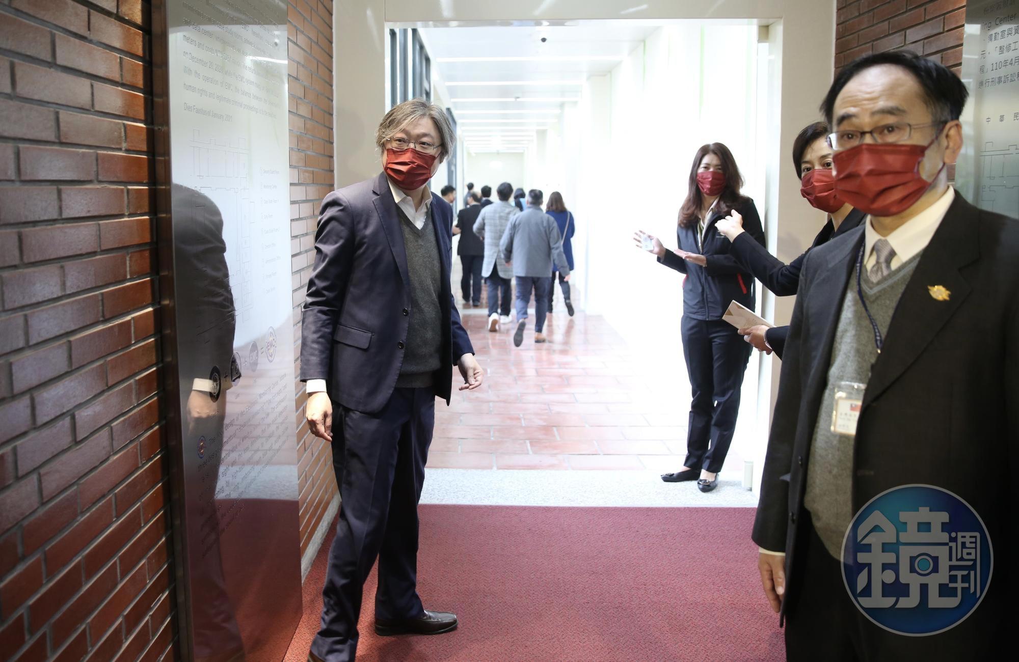 法務部和司法院攜手設置科技監控中心,今舉行揭牌典禮。