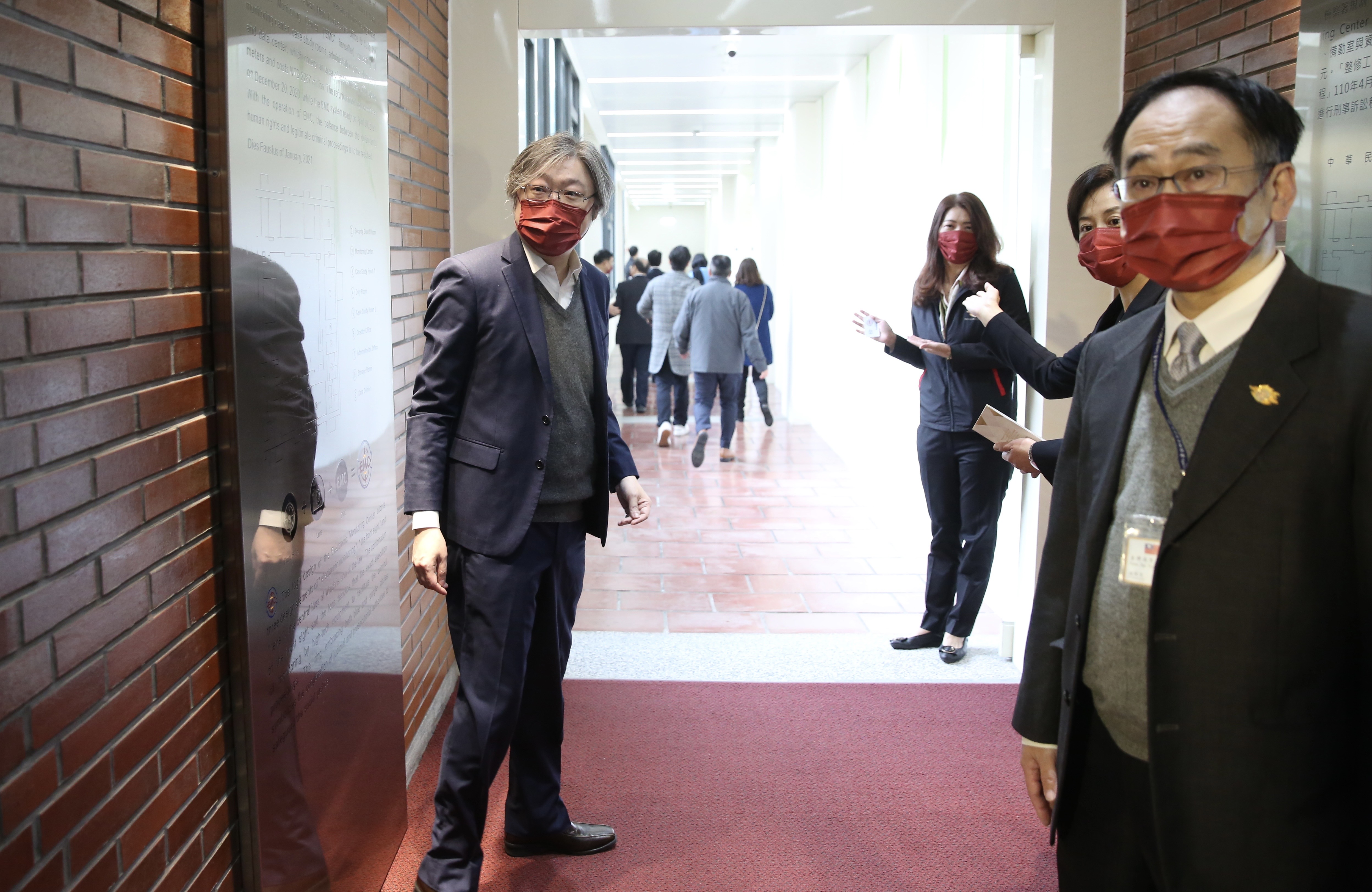 法務部和司法院攜手設置科技監控中心，今舉行揭牌典禮。