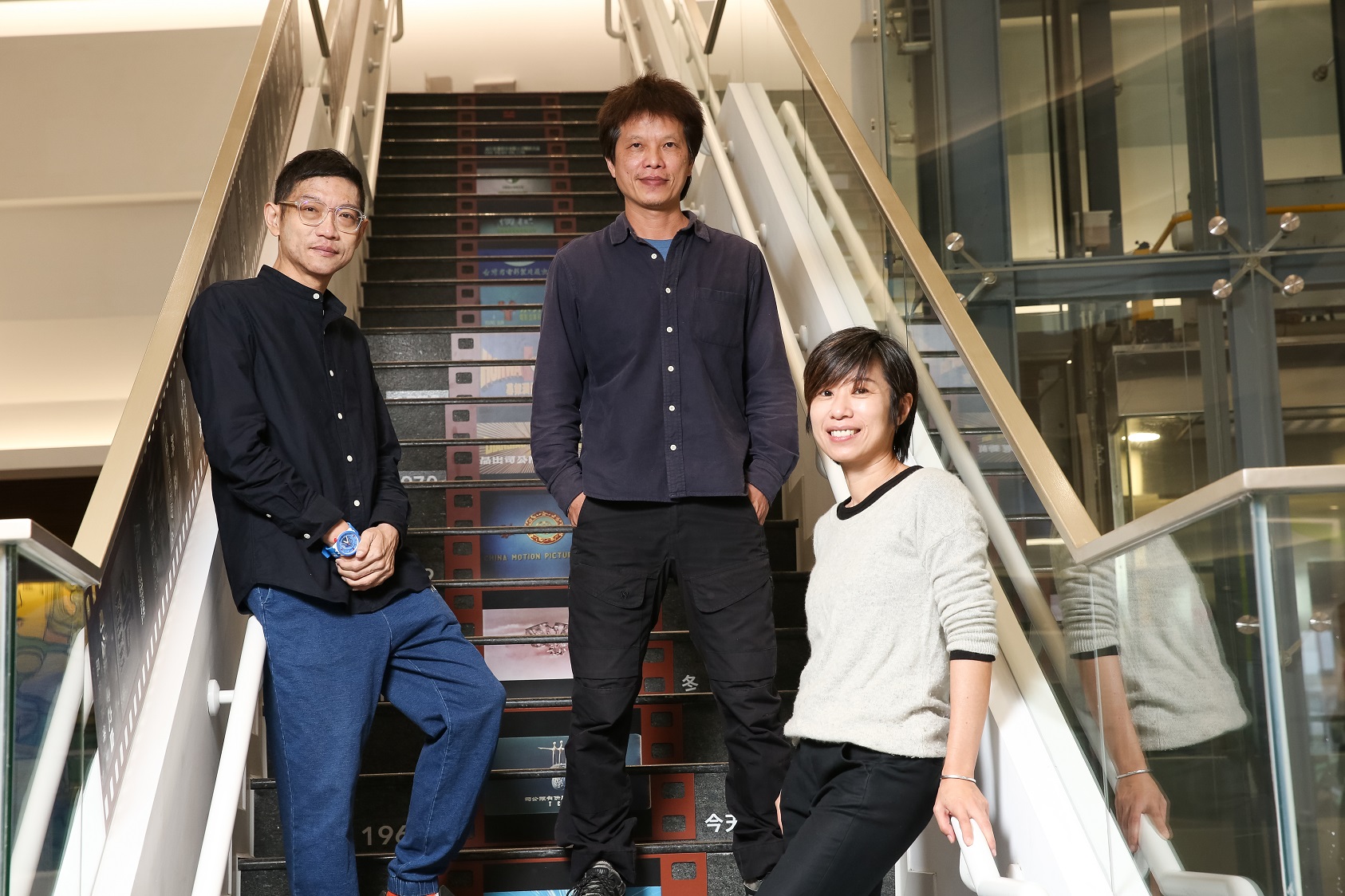 武俠特展策展人塗翔文(左起)、開幕片《大俠胡金銓》導演林靖傑與影視聽中心執行長王君琦藉此次活動重新梳理台灣武俠作品發展脈絡。