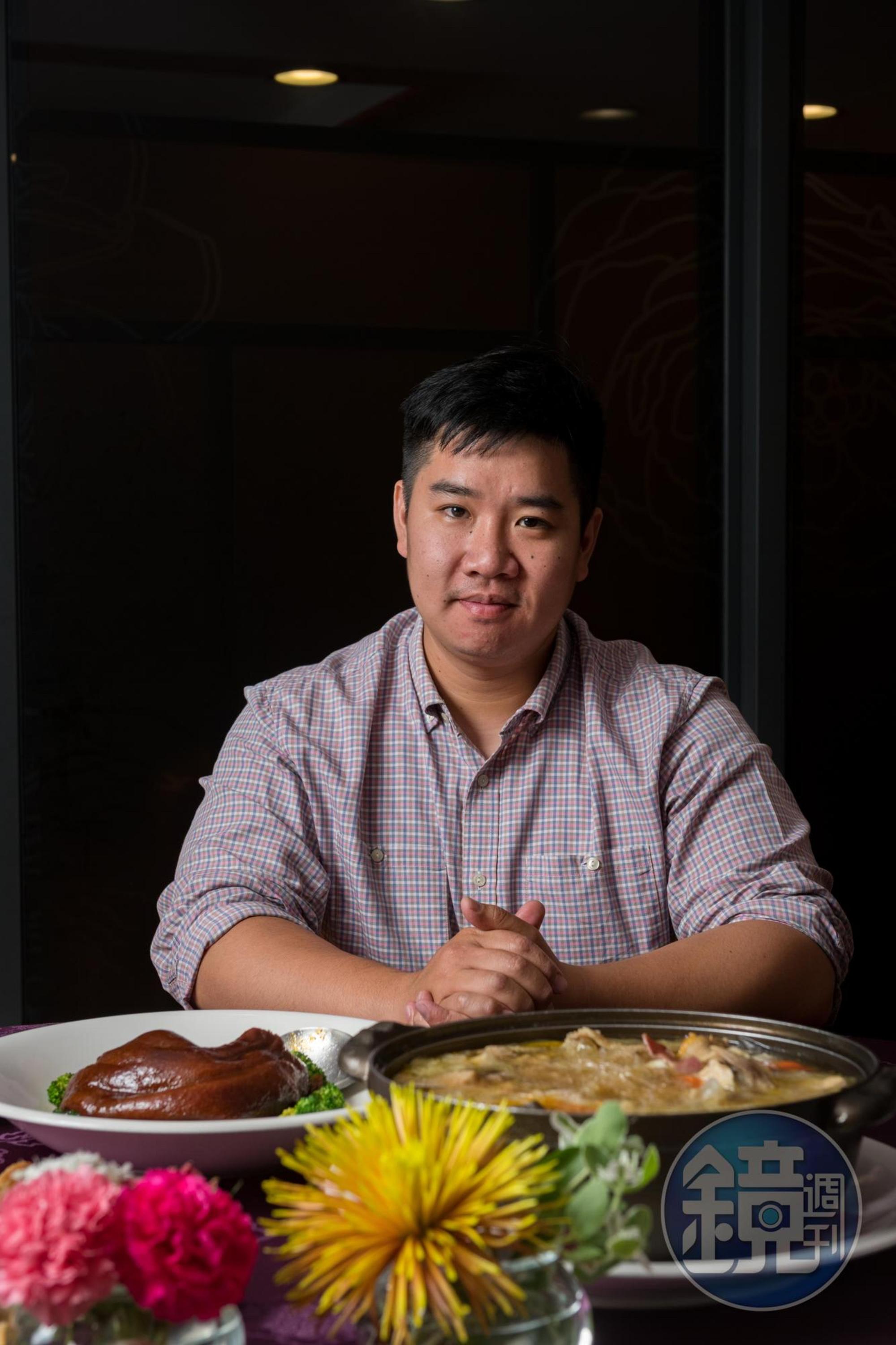阿霞飯店第三代老闆吳健豪近年將店開進百貨商場，吸引年輕客群。