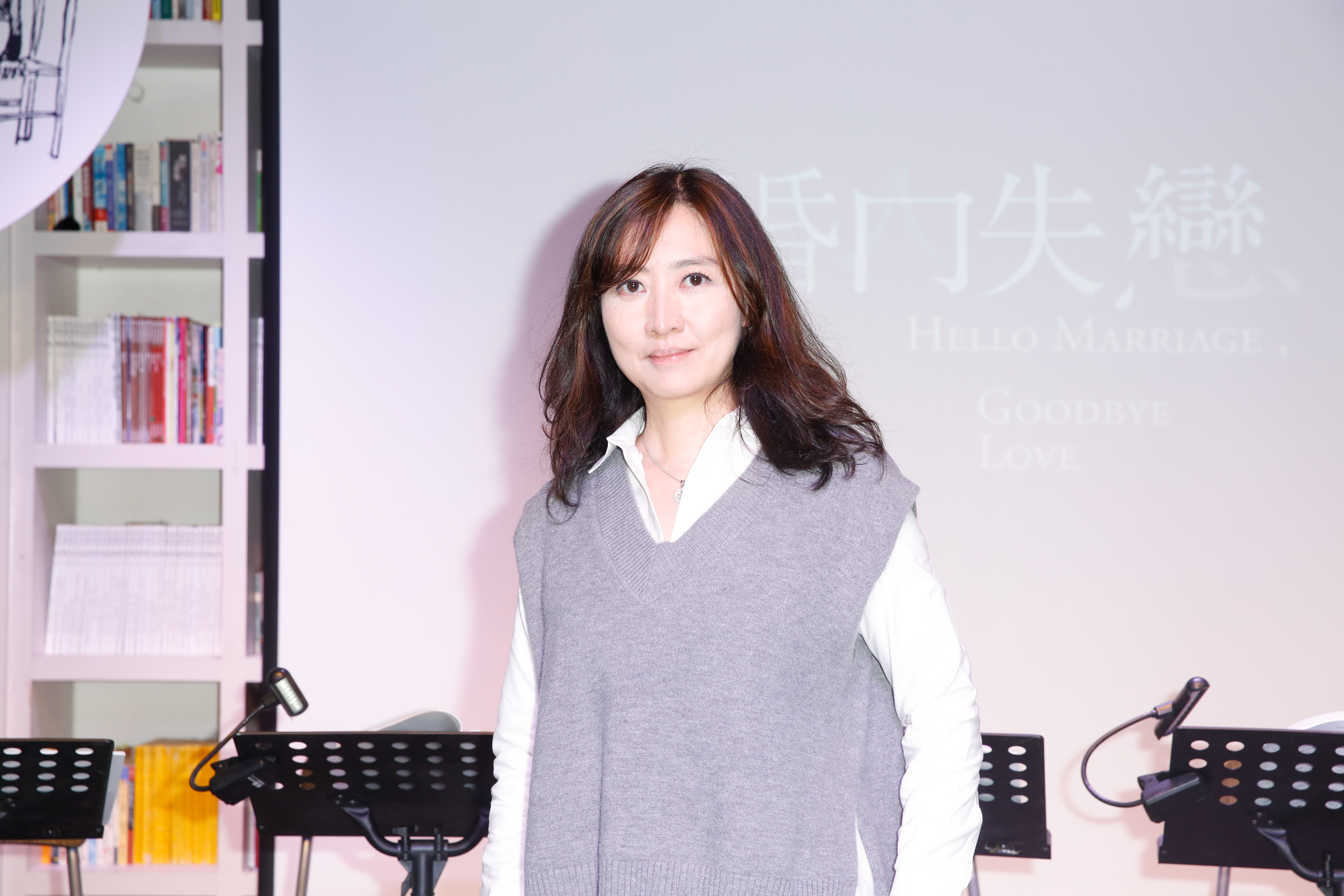 鄧惠文的《婚內失戀》改編成舞台劇,將於4月23日起在誠品信義演出10場。