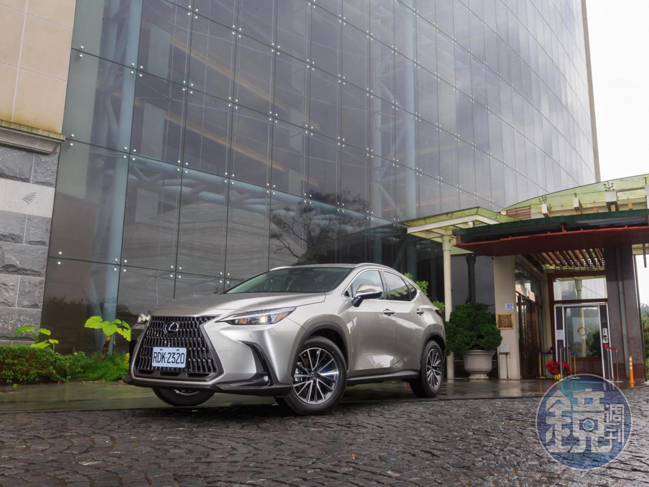 LEXUS NX 350h豪華版