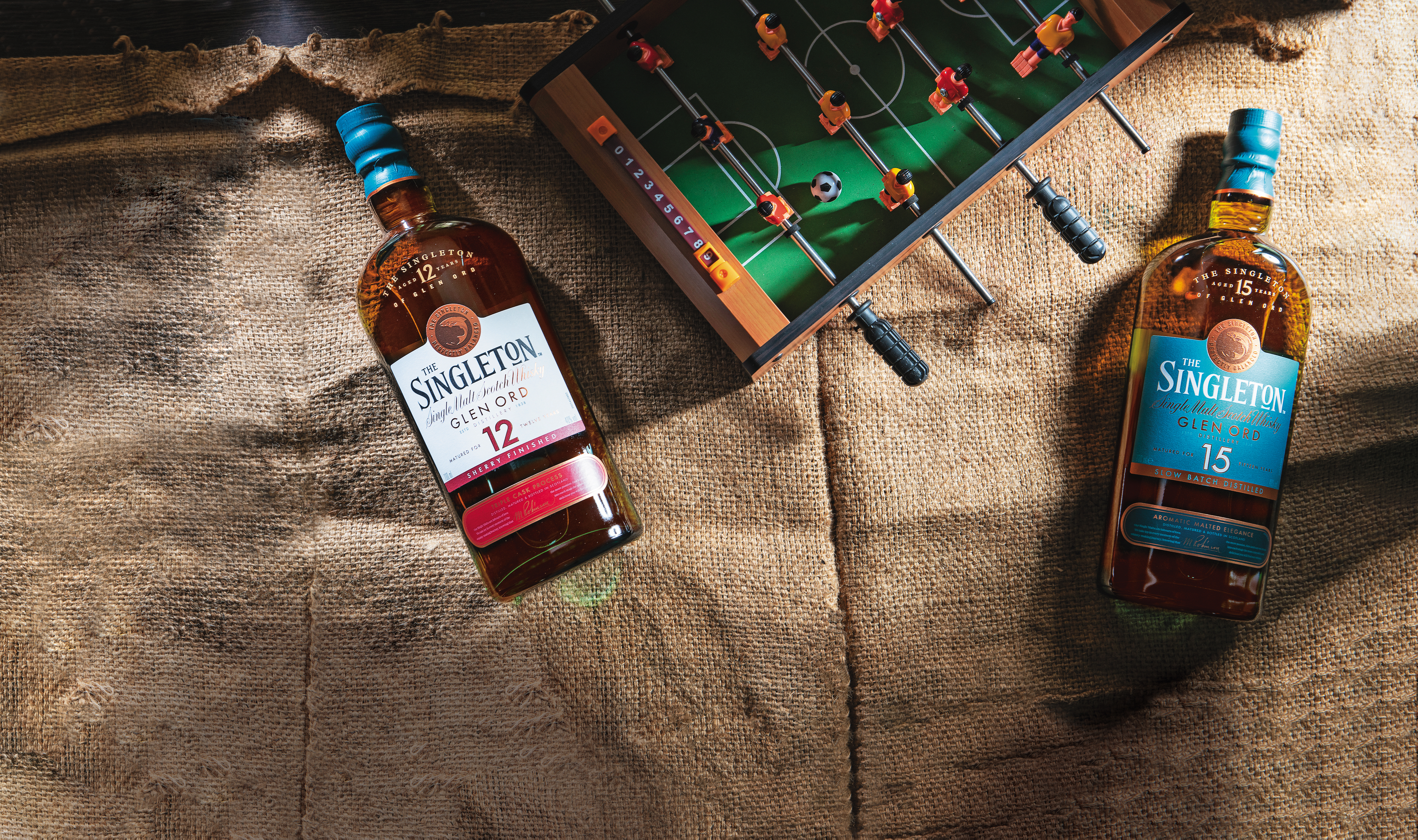 蘇格登15年單麥蘇威(右);蘇格登12年單麥蘇威醇雪莉版(左)。