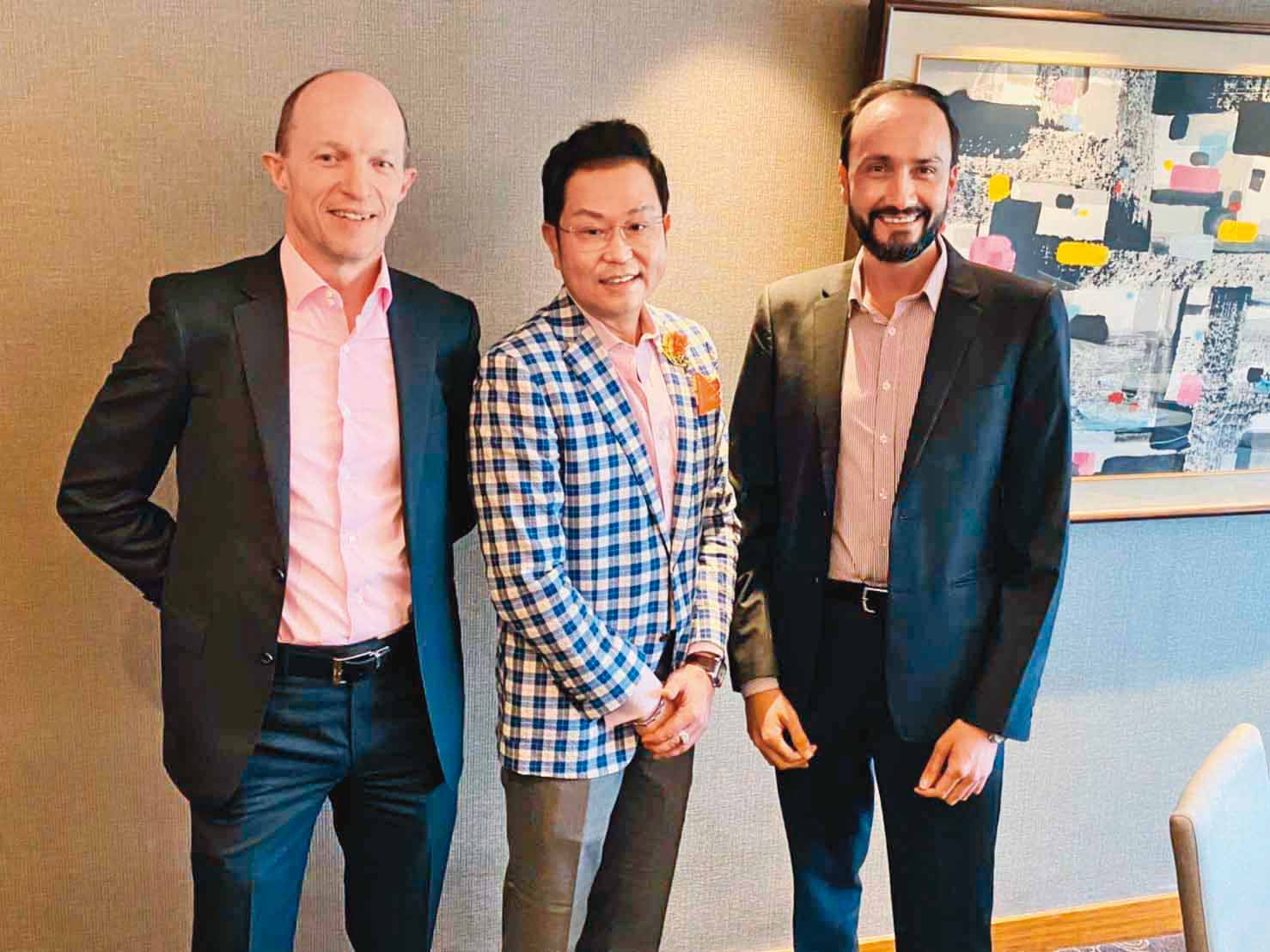 The Keepers of The Quaich台灣分會3位Co-Founder成員齊聚，（左起）愛丁頓北亞區董事總經理白德巍（David Pattison）、台灣保樂力加董事總經理王德勤（Terence Ong）、台灣帝亞吉歐總經理程展鵬（Atul Chhaparwal）。