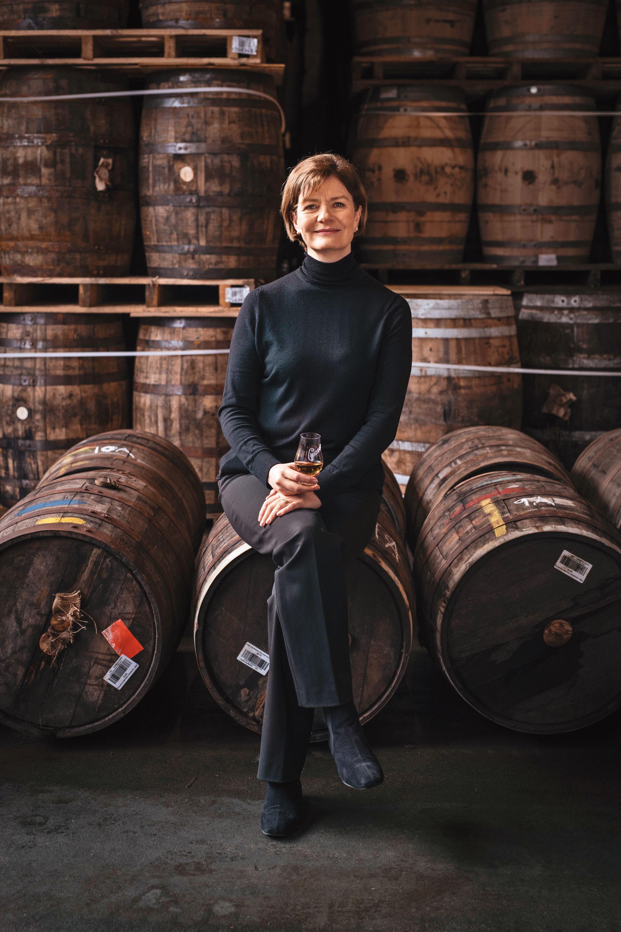 首席調酒師Stephanie MacLeod連續3年獲得IWC最佳調酒師大獎(Master Blender of the Year),寫下業界傳奇。