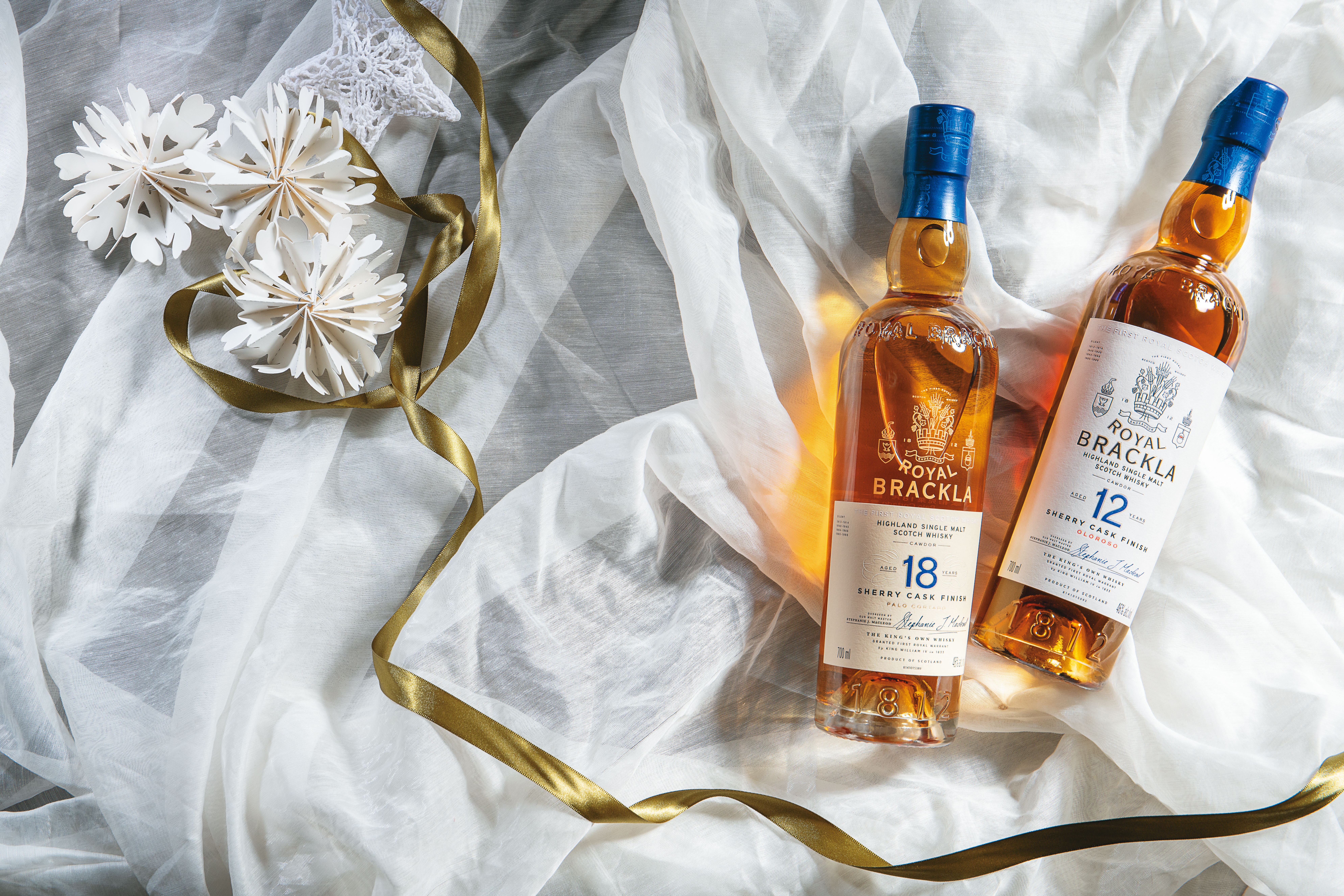 皇家柏克萊18年單麥蘇威（左）；皇家柏克萊18年單麥蘇威（右）。