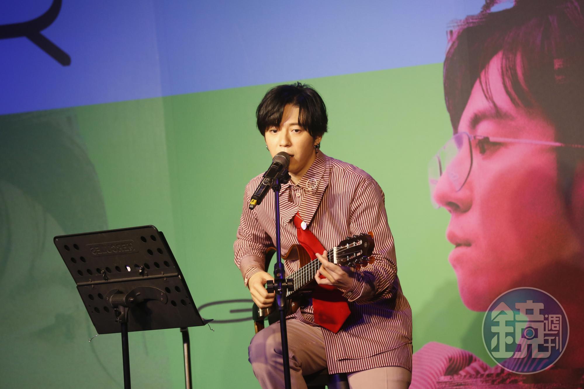 以最擅長的吉他 為歌迷近距離深情獻唱 特調天后組曲COCO李玟瞞著GJ驚喜獻「聲」。