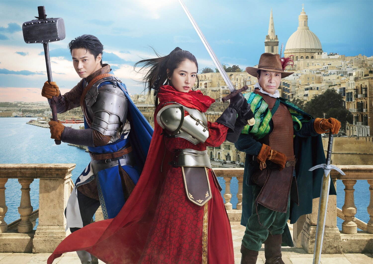 長澤雅美（中）主演的《信用詐欺師JP：英雄篇》目前在日本上映中，外傳該系列若繼續拍新作品可能將不會有東出昌大（左），右為小日向文世。（翻攝自fashion press）