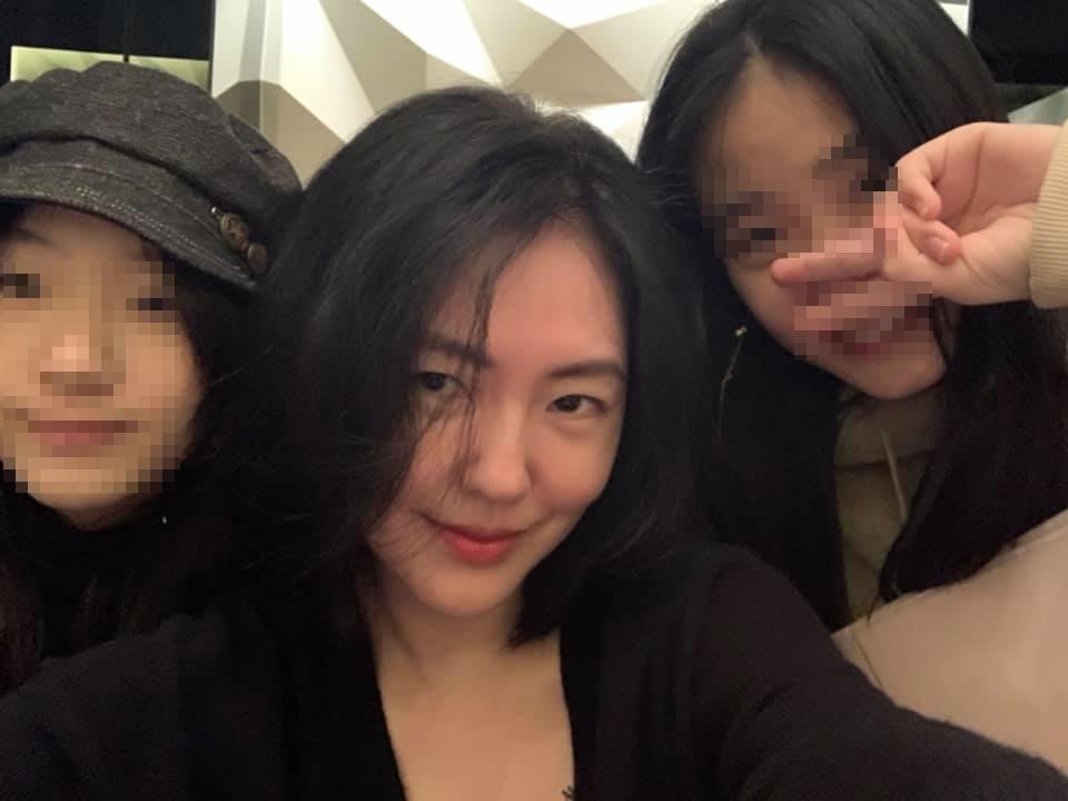 小S和女兒們感情親密。(翻攝自小S臉書)