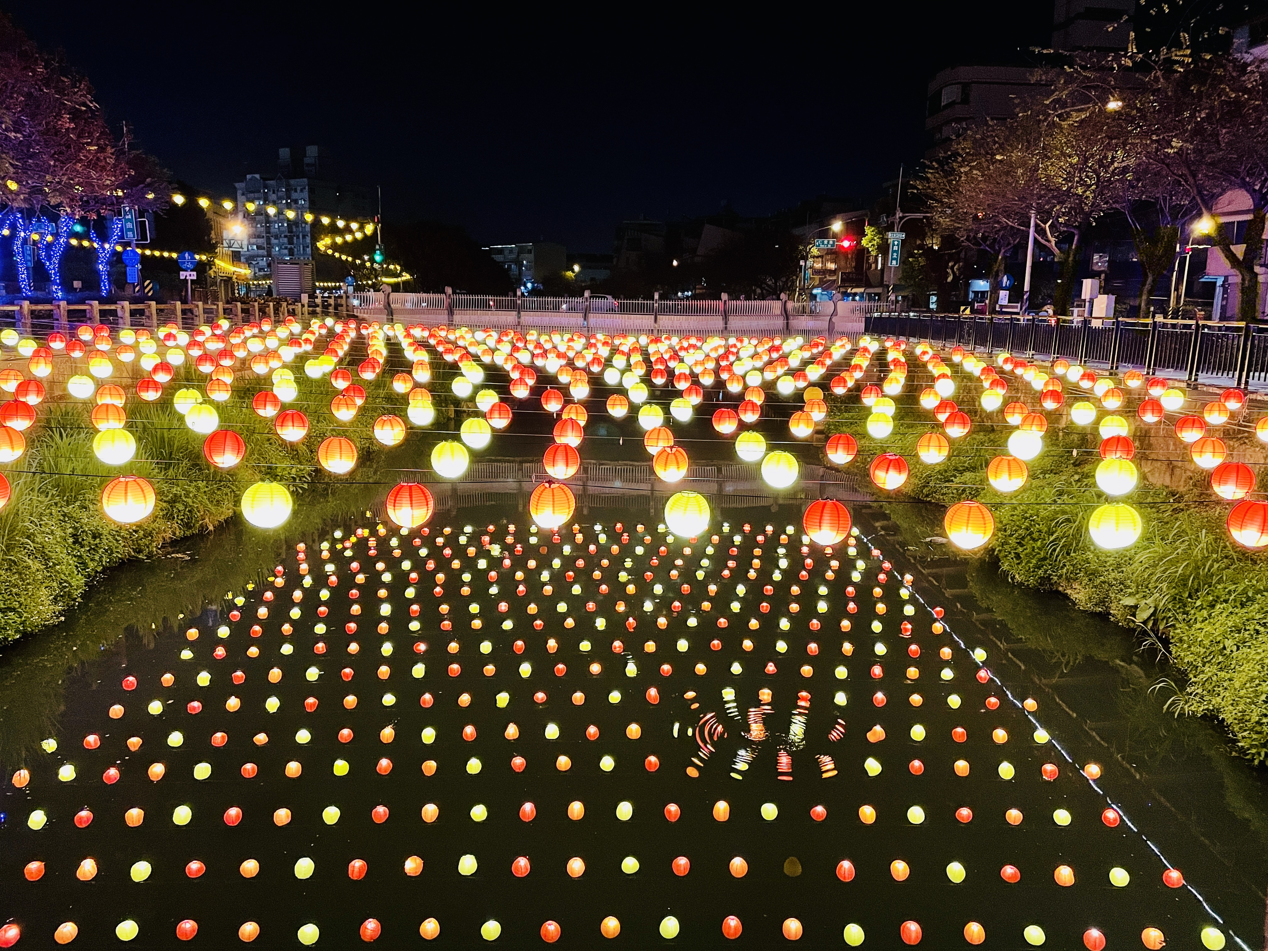 屏東燈節將於1月21日正式點燈，今年擴大展區，整座城市變身光之樂園。（屏東縣政府提供）