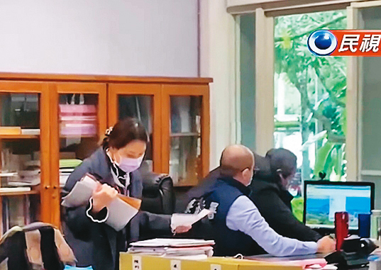 廉政署13日兵分30路，大舉搜索宜蘭縣政府及縣長官邸，包括林姿妙及多位縣府高層均被列為被告。（翻攝民視新聞）