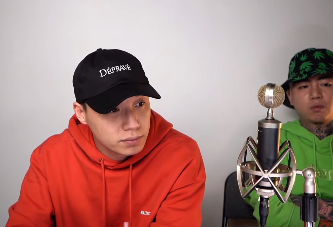 Toyz上謝和弦的頻道，再次對於自己捲入醜聞公開談話。（翻攝謝和弦 R-chord馬槽音樂頻道）