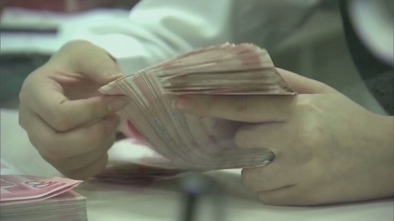 中國統計局公布，去年經濟成長百分之8.1，但是去年第4季年增只有百分之4。