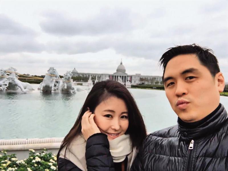 王泉仁與麻衣婚姻鬧得難堪，分隔兩地加上疫情影響，導致王文洋要見孫子非常不容易。（翻攝佐藤麻衣臉書）