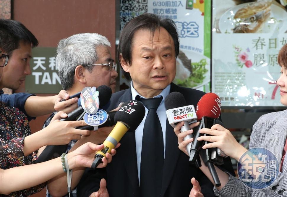 王世堅上廣播節目受訪,認為2022大選民進黨在台北市派出林佳龍最適合。(本刊資料照)