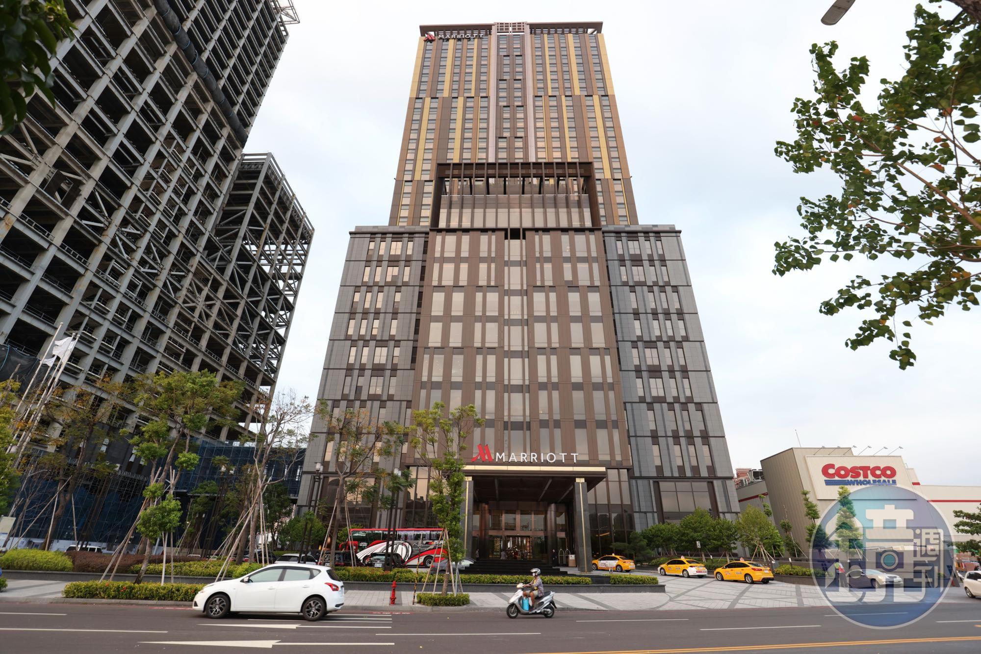 「高雄萬豪酒店」除了高檔中餐廳，也設有鐵板燒與高端法菜、日式料理等餐廳，餐飲戰力齊備。  