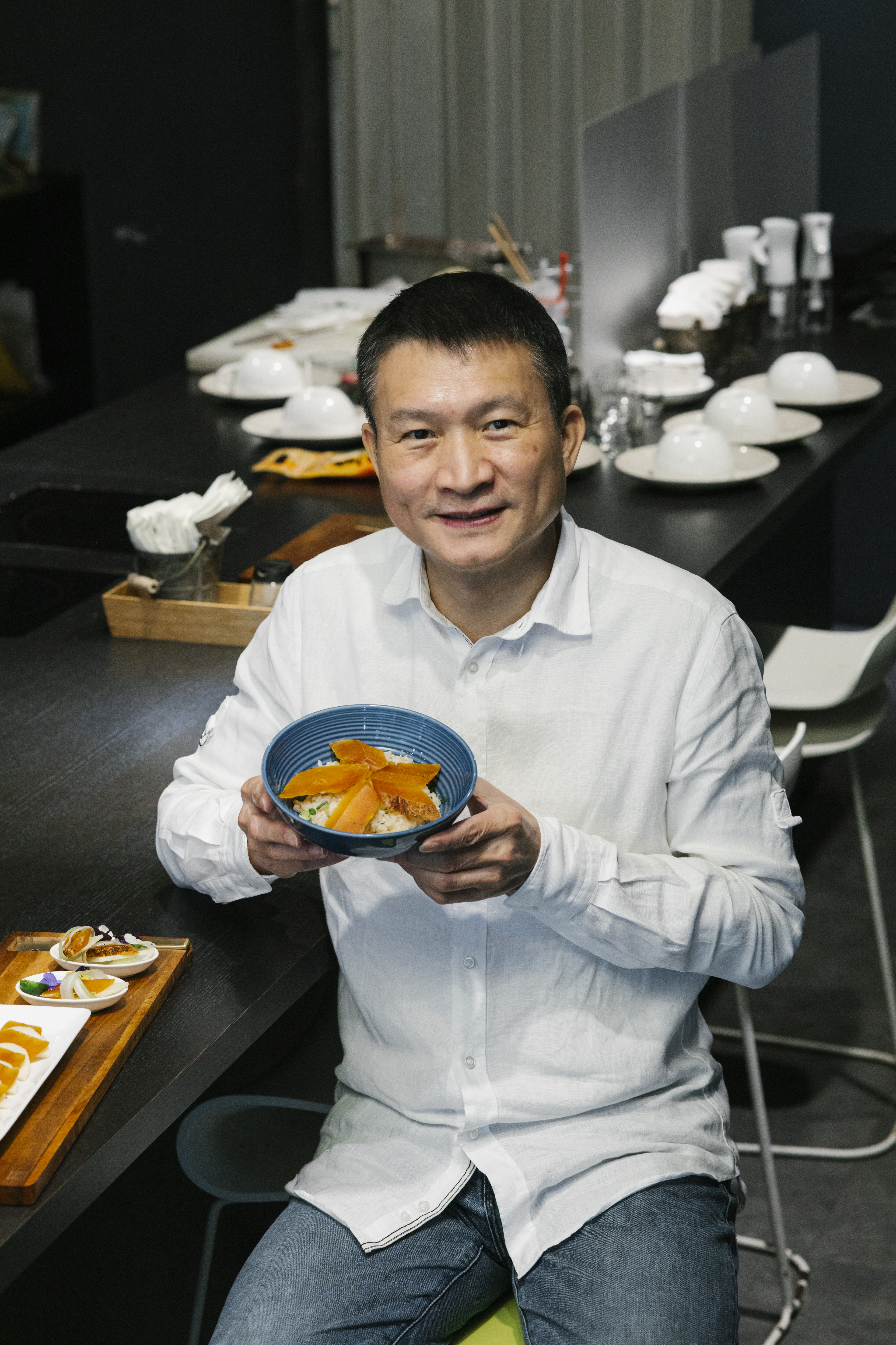 秦楊今晚將首度在自己臉書直播賣烏魚子。