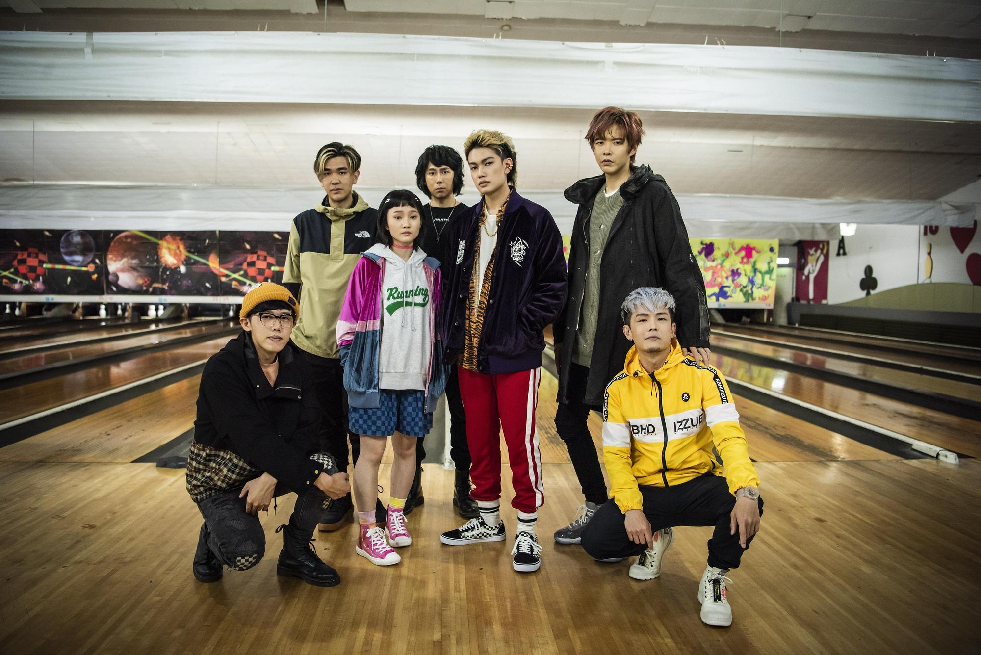 八三夭新專輯抒情主打歌MV找來金馬最佳新人方郁婷主演。(KKLIVE提供)