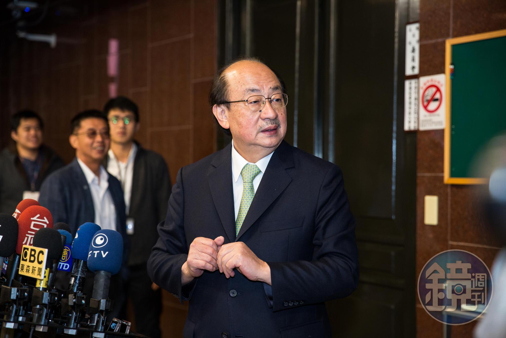 華視今(21日)上午舉行臨時董事會通過莊豐嘉請辭案,柯建銘(圖)呼籲各部會不要吵架。(本刊資料照)