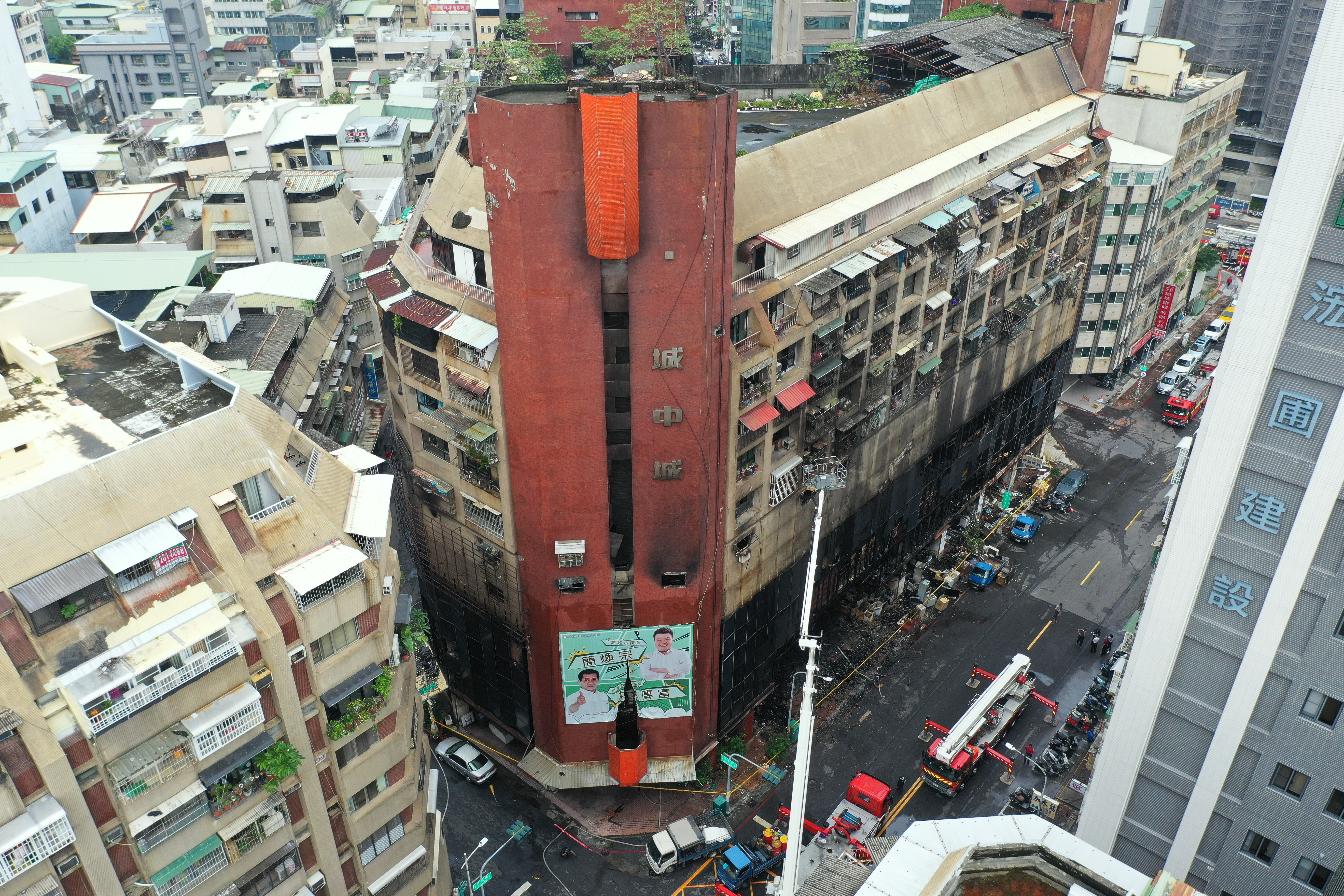 城中城大火造成46人死亡，縱火黃女被檢方求處極刑，但反鎖弟弟導致他葬身火窟的許男，因無法預知會發生縱火事件，不起訴處分。（本刊資料照）