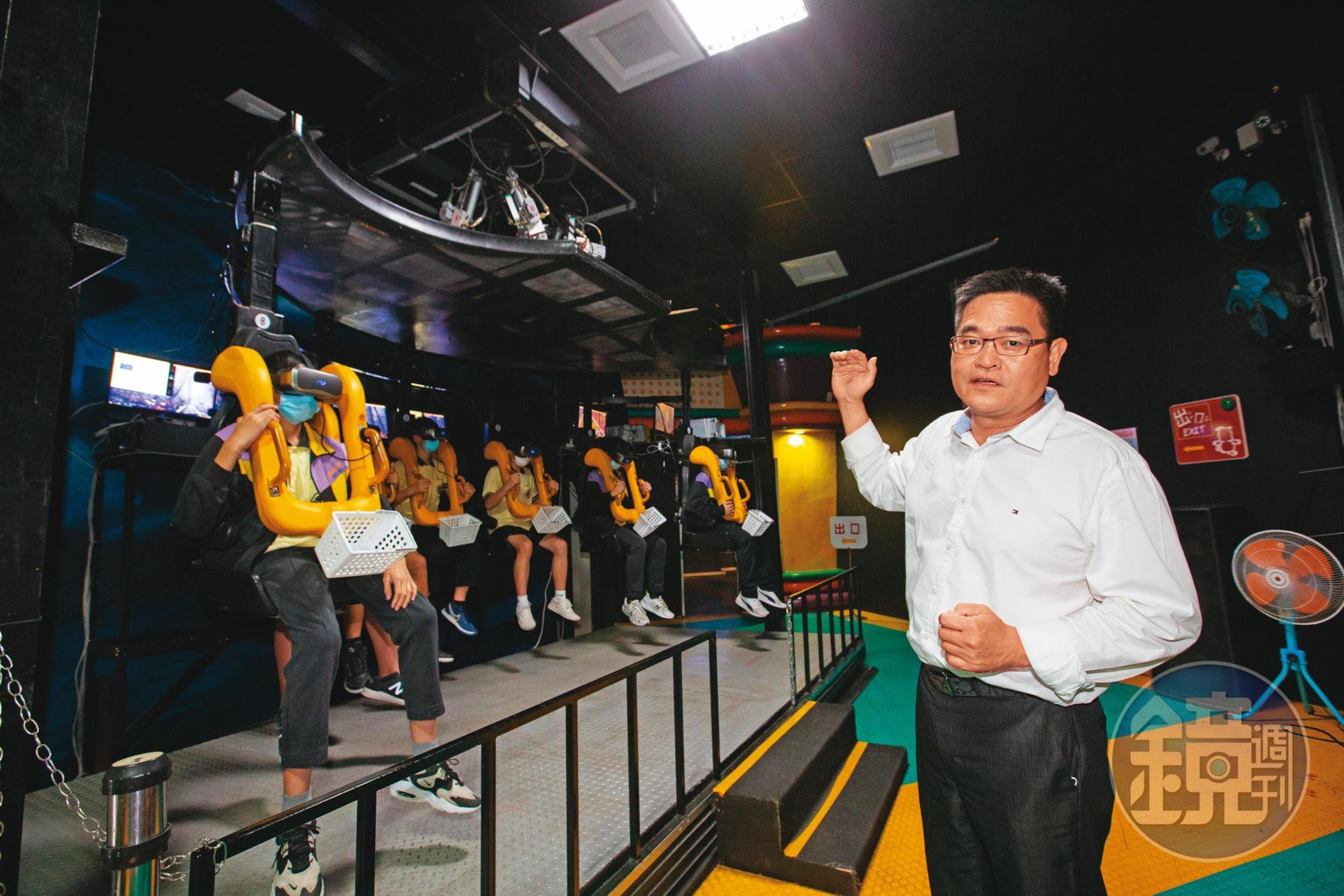 搭上元宇宙話題熱潮，吳思漢幫劍湖山遊樂園打造國內第一座結合5D與VR的動感劇院。