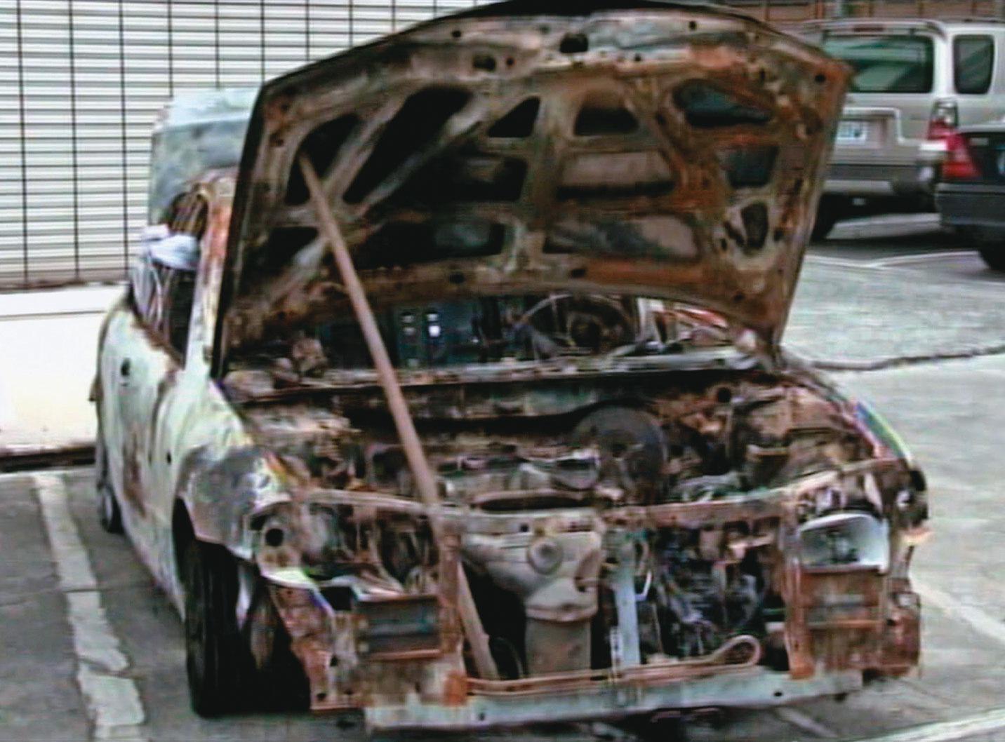孫國晃開著租來的車(圖),載博士生到山區,然後引火燒車、焚屍。 (東森新聞提供)