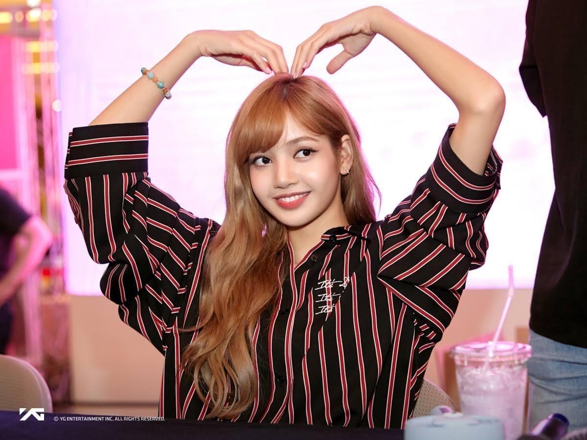 韓星Lisa帶頭飼養摺耳貓,遭批不良示範。(翻攝自Lisa IG)