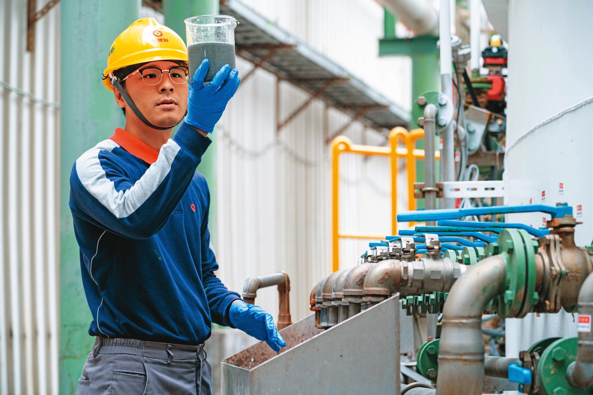 永豐餘透過厭氧菌技術,將廢水產生沼氣用來發電。(永豐餘提供)