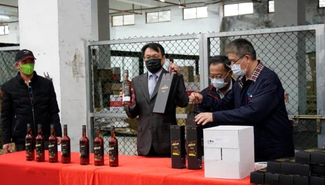 台酒購入立陶宛蘭姆酒,售價卻遭質疑。(台酒提供)