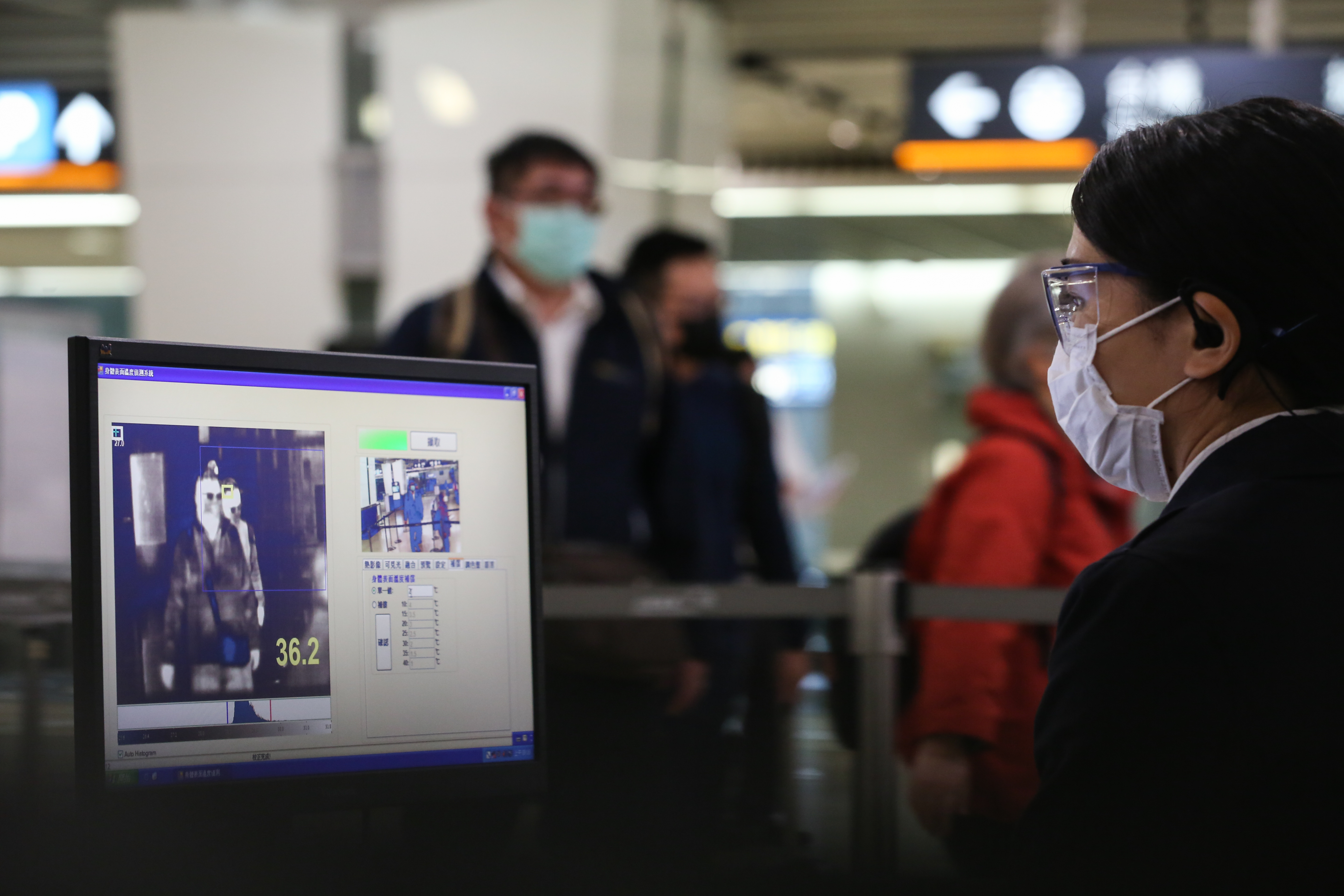 醫師黃軒今日po文提醒大家，回家過年上路前，應先自我檢視4項防疫問題。（本刊資料照）