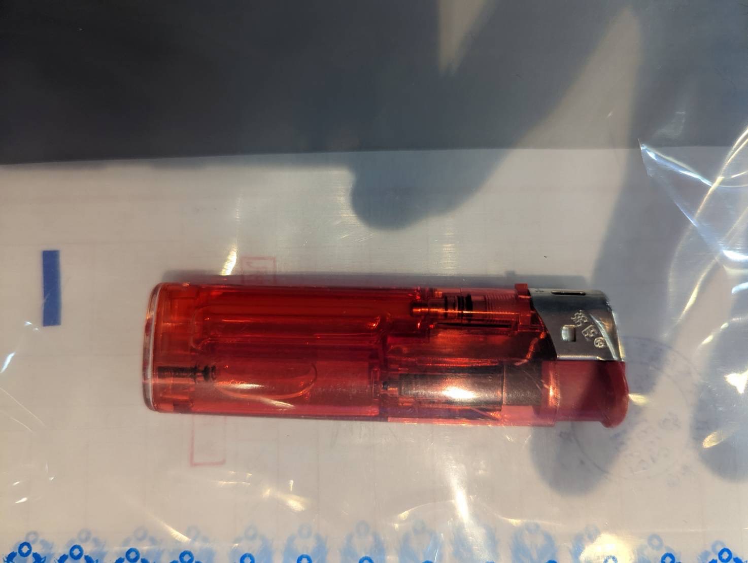 李男使用縱火的打火機。(警方提供)