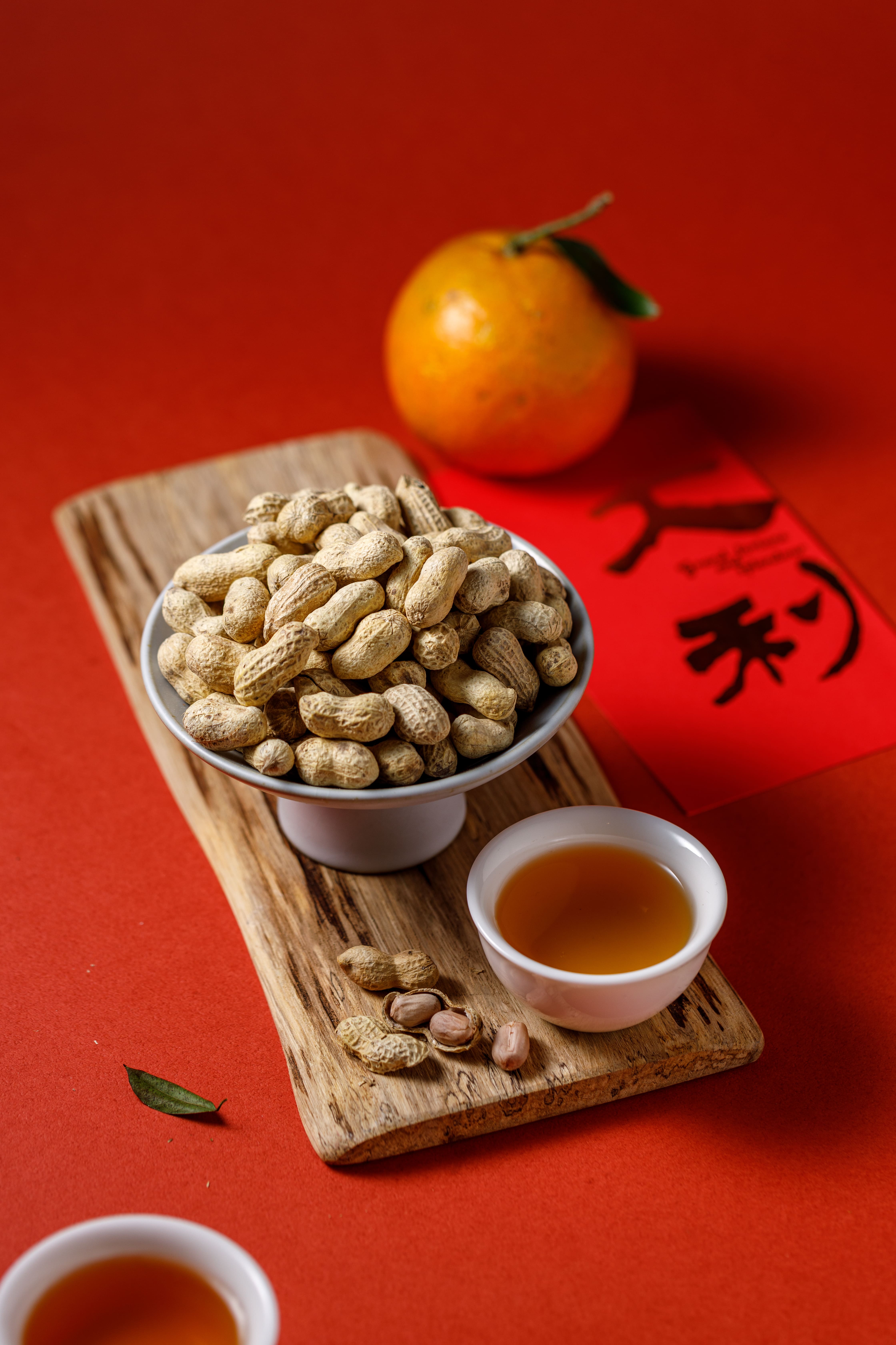 選用雲林原料的「9號蒜味花生」蒜味濃郁十足。（150元／400g）