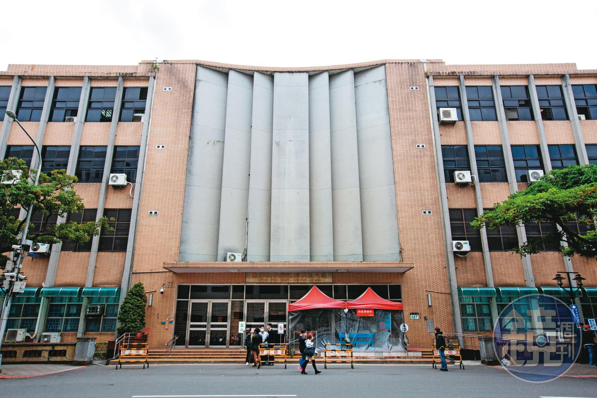 高等法院民事庭最新判決,認定鄭男性侵事實,應賠償蕾蕾60萬元。