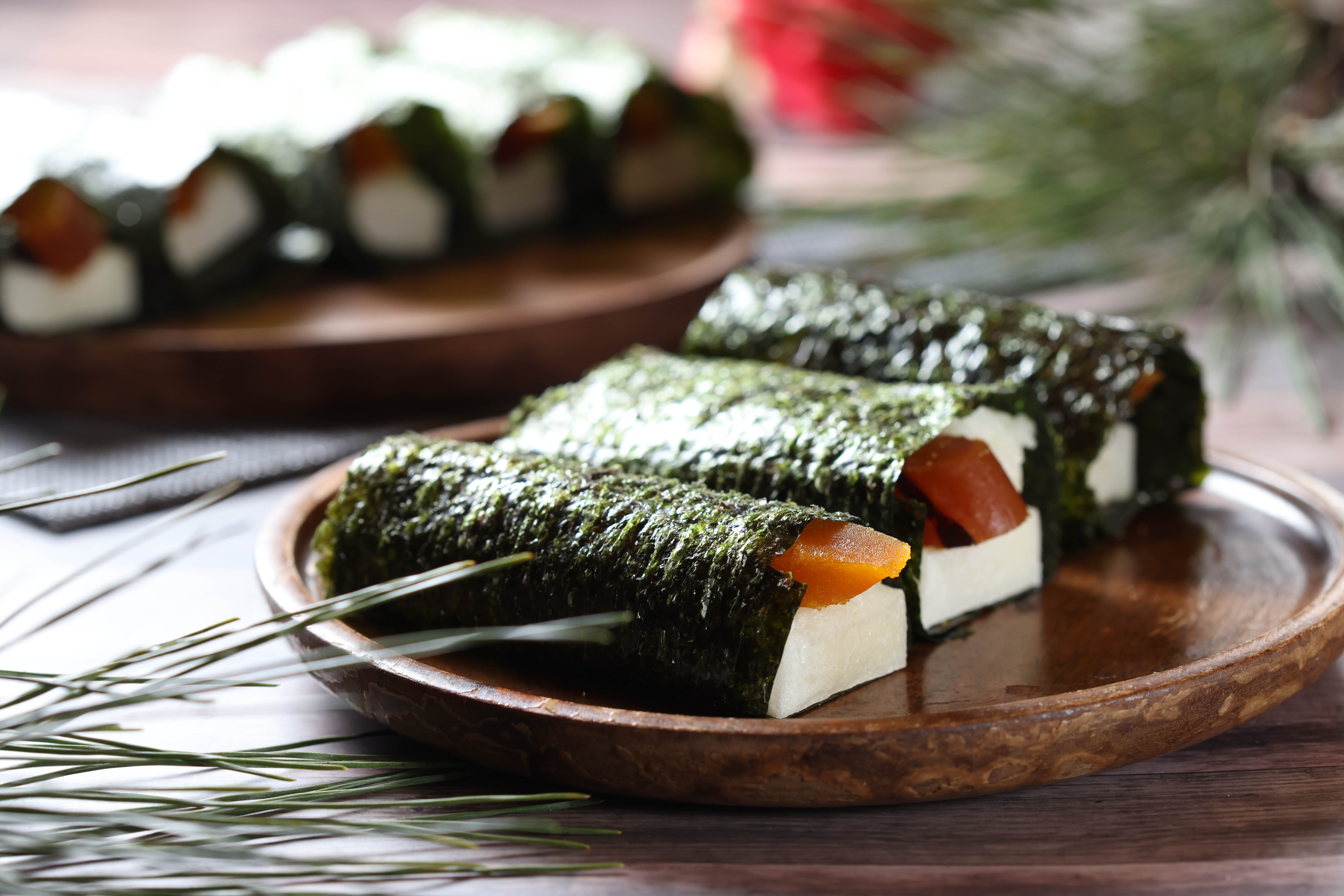 「海苔烏魚子年糕」有種儀式感，行禮如儀之後，亦帶來可奮戰來年的踏實感。