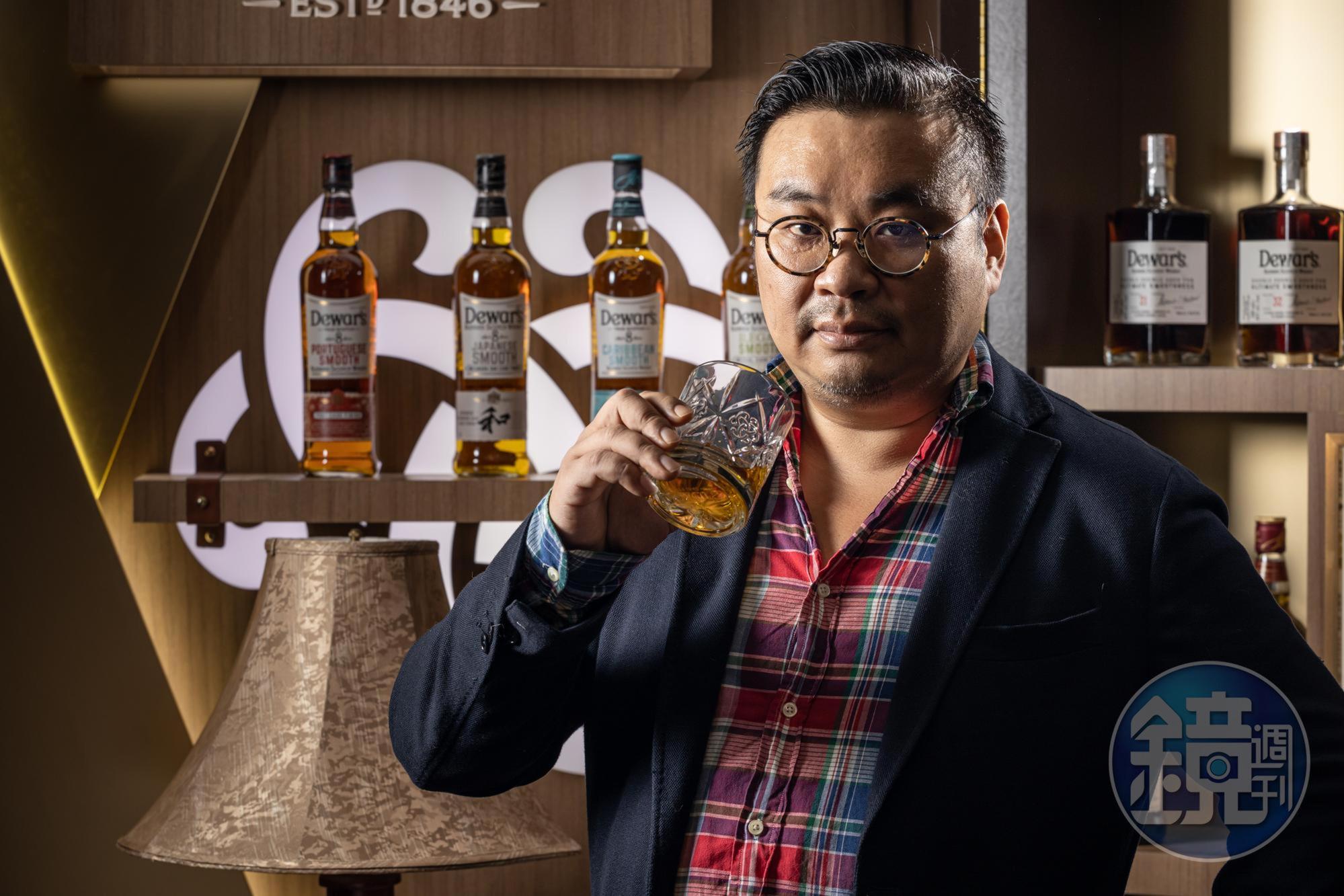 K.C Cigar& Bar主理人黃凱傑（Ben）認為，帝王的醇順系列把時下熱門的過桶技法玩出新意。