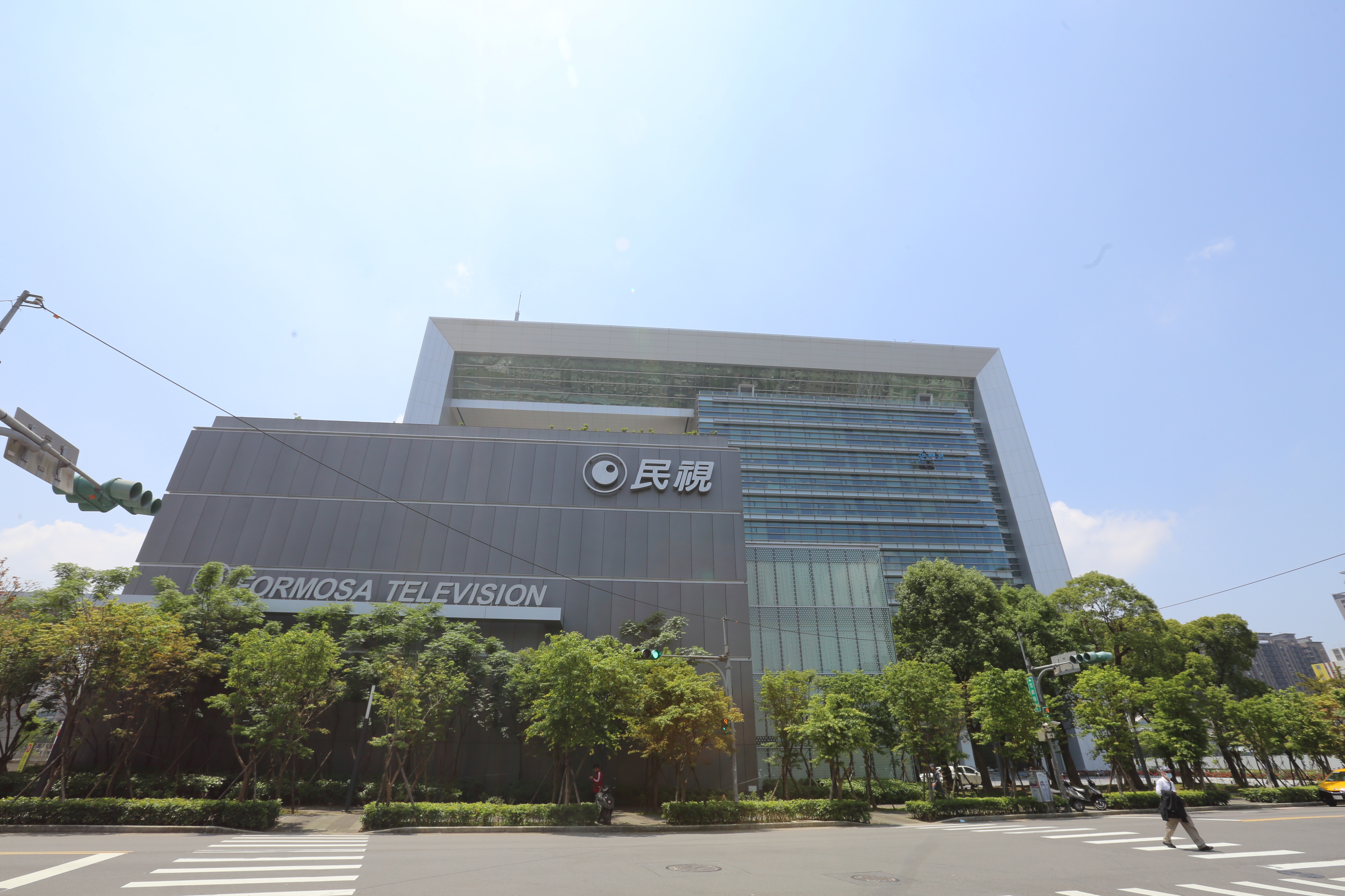 民視一名主播驚傳接觸過確診親戚，今有待檢測PCR追出最後結果。