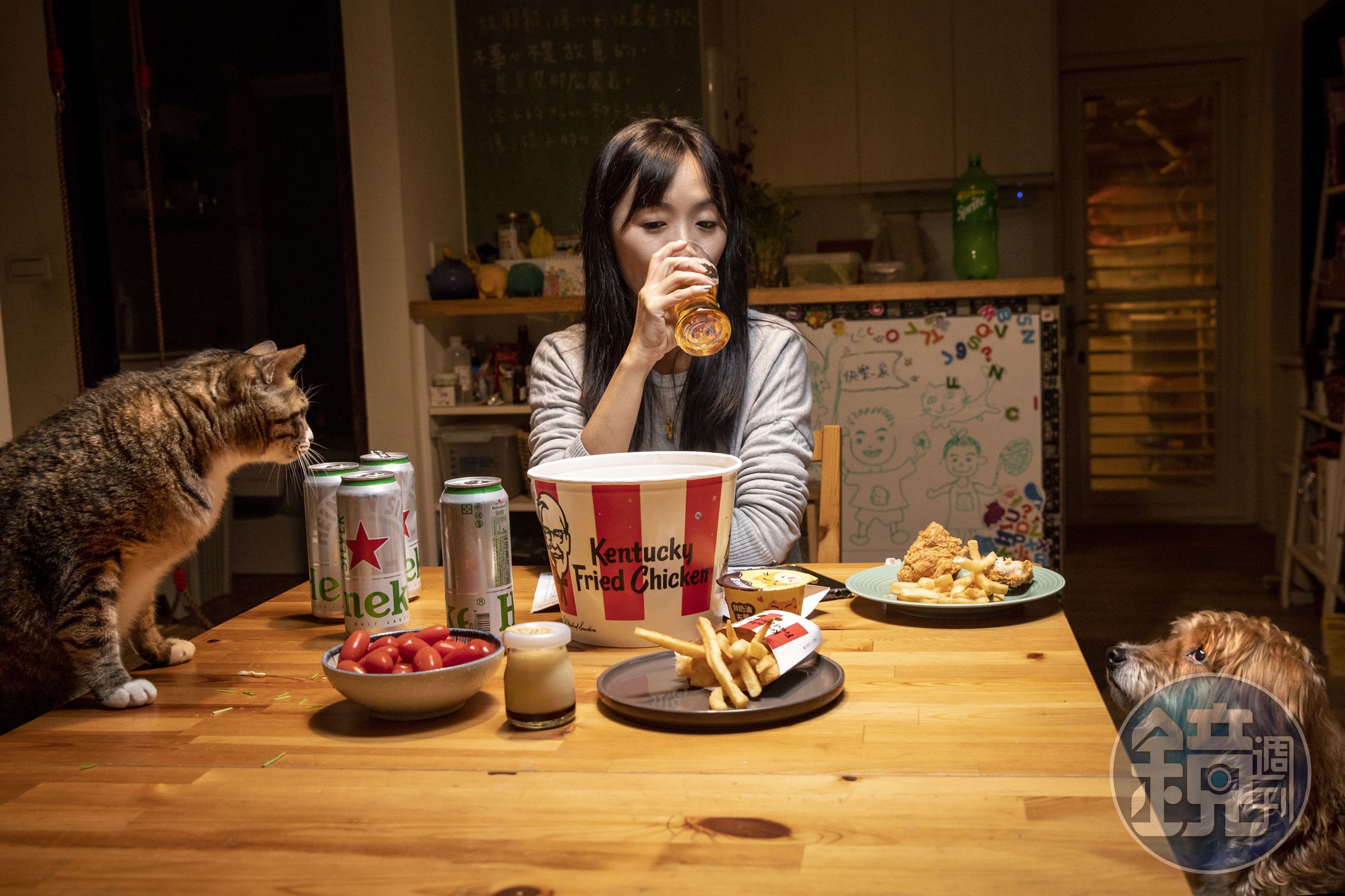 諶淑婷今年首次在自家過年，身為忙碌的主婦，這天她想要的只是炸雞與啤酒。
