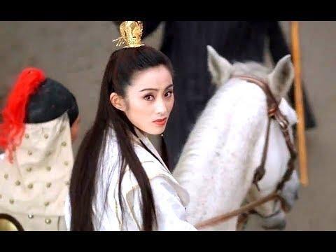 張敏騎馬喊話李連杰「我在大都等你」,一等29年才得以實現。(翻攝自Youtube)