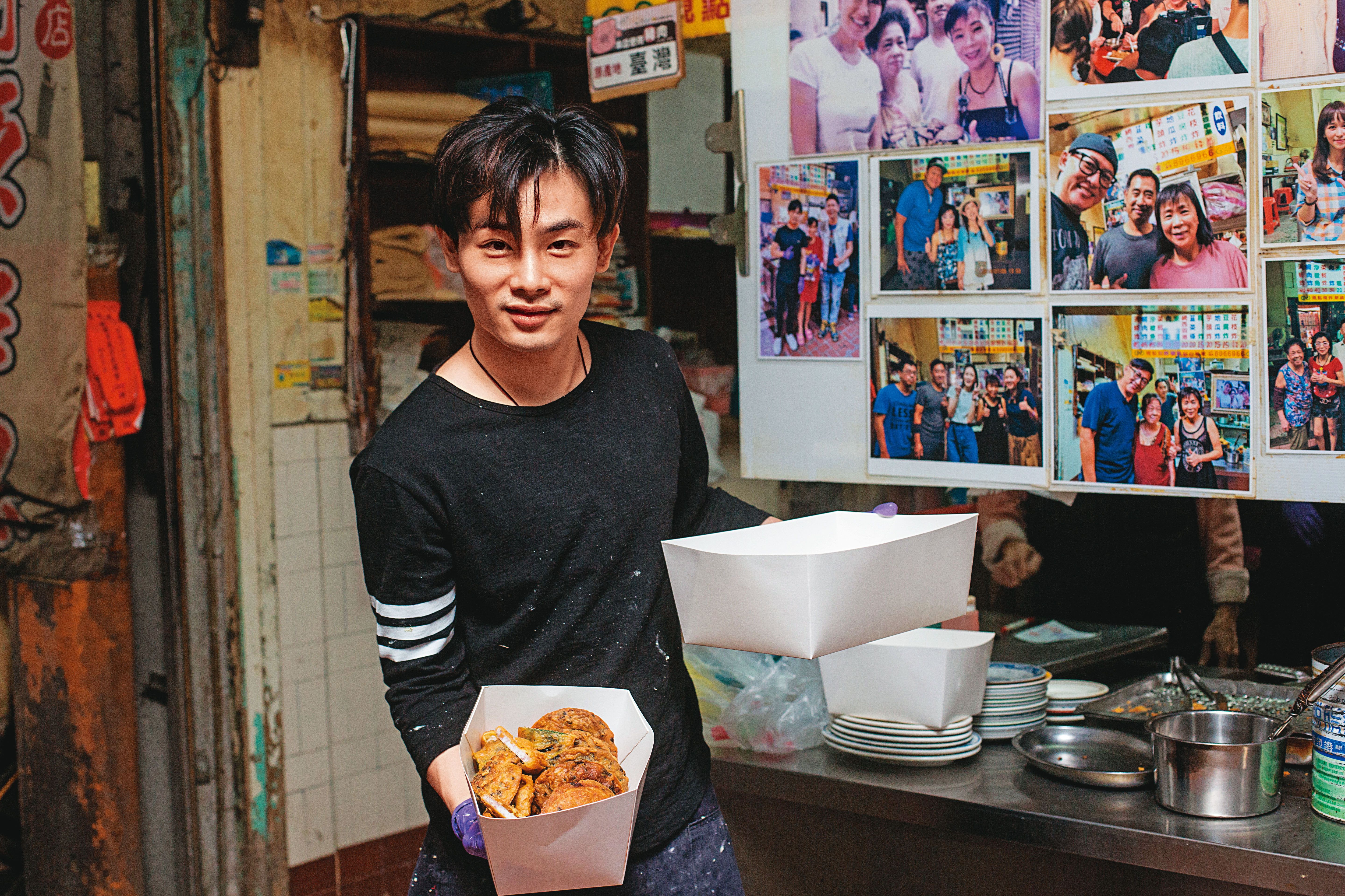 過往店裡大宗訂單都是用新鞋盒裝，許凱綸考量衛生因素，接班後改為專業打菜盒。